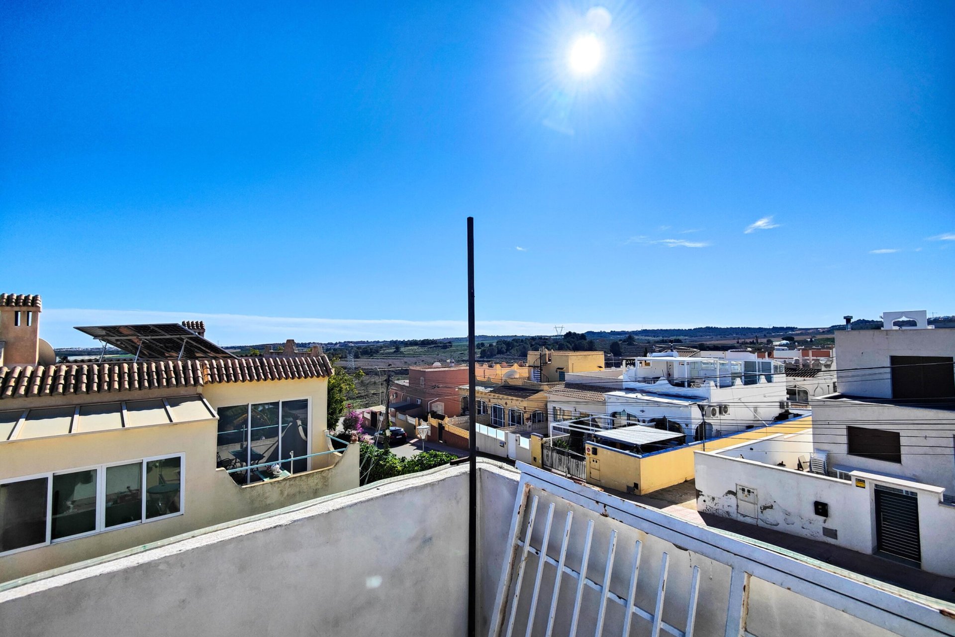 Resale - Townhouse -
San Miguel - San Miguel de Salinas