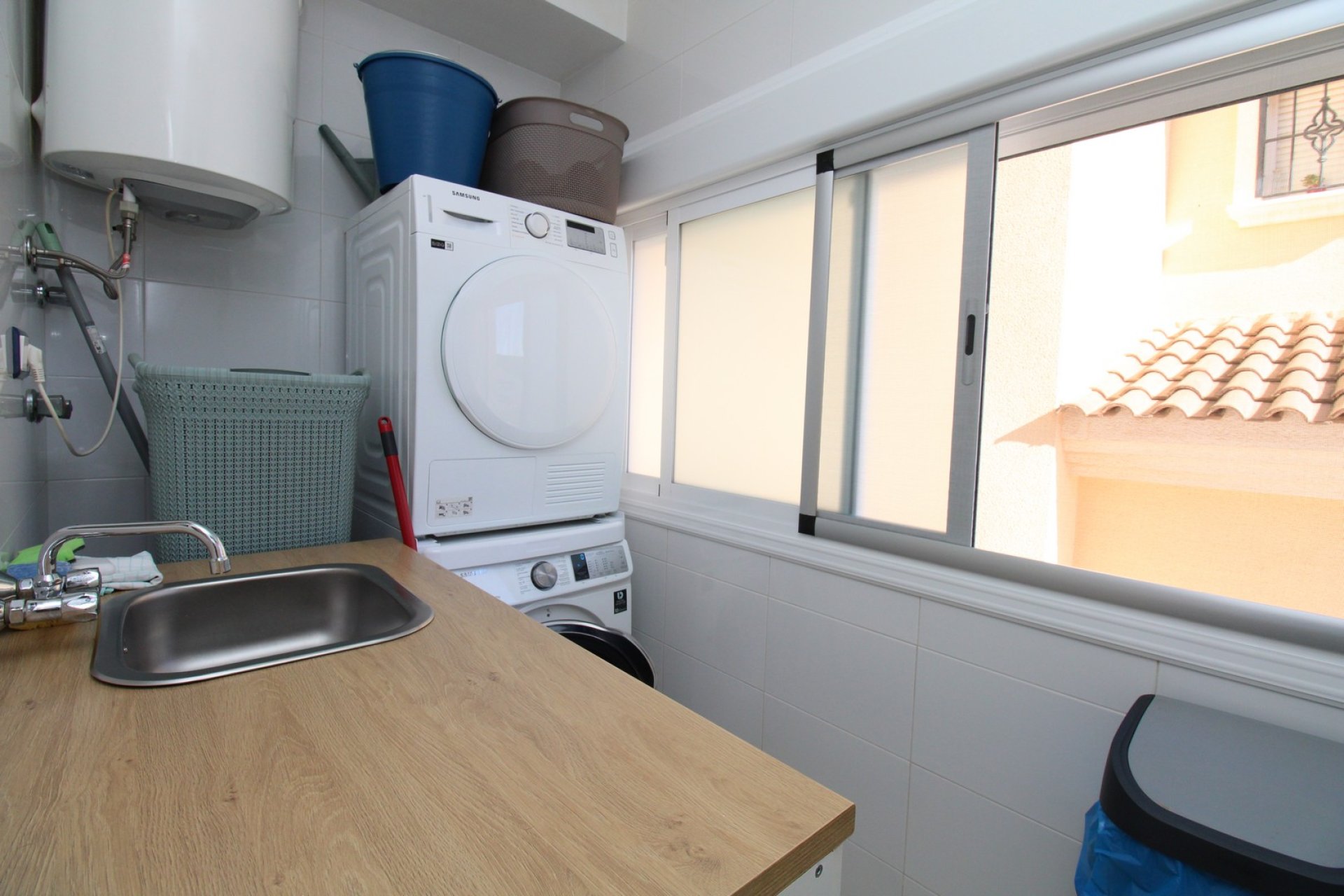 Resale - Townhouse -
San Miguel - San Miguel de Salinas