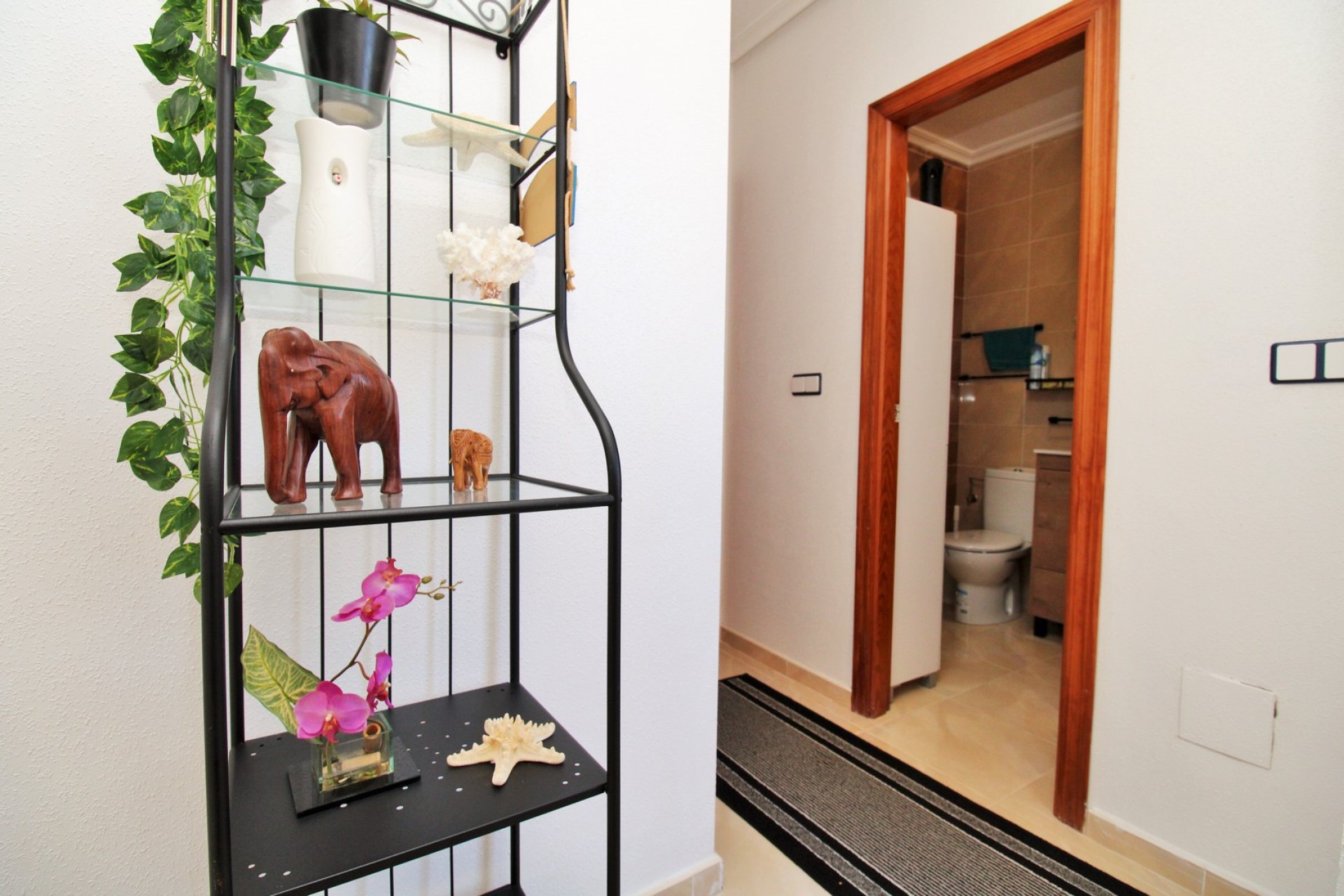 Resale - Townhouse -
San Miguel - San Miguel de Salinas