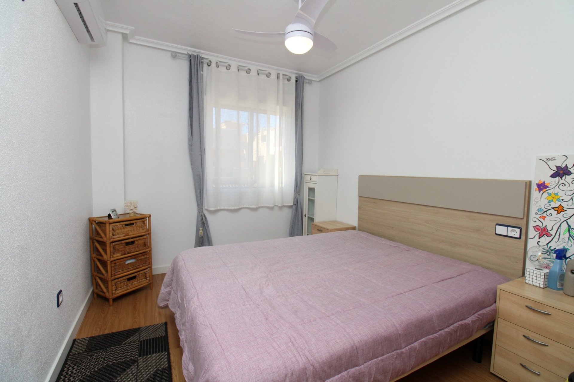 Resale - Townhouse -
San Miguel - San Miguel de Salinas