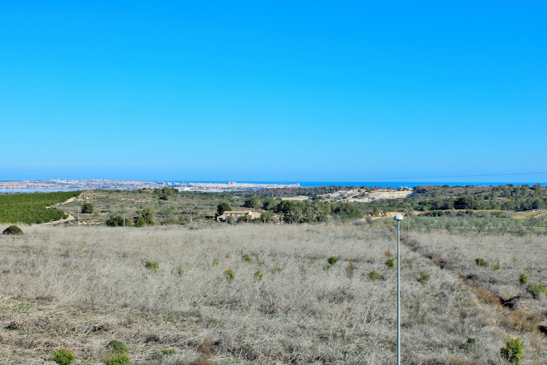 Resale - Townhouse -
San Miguel - San Miguel de Salinas