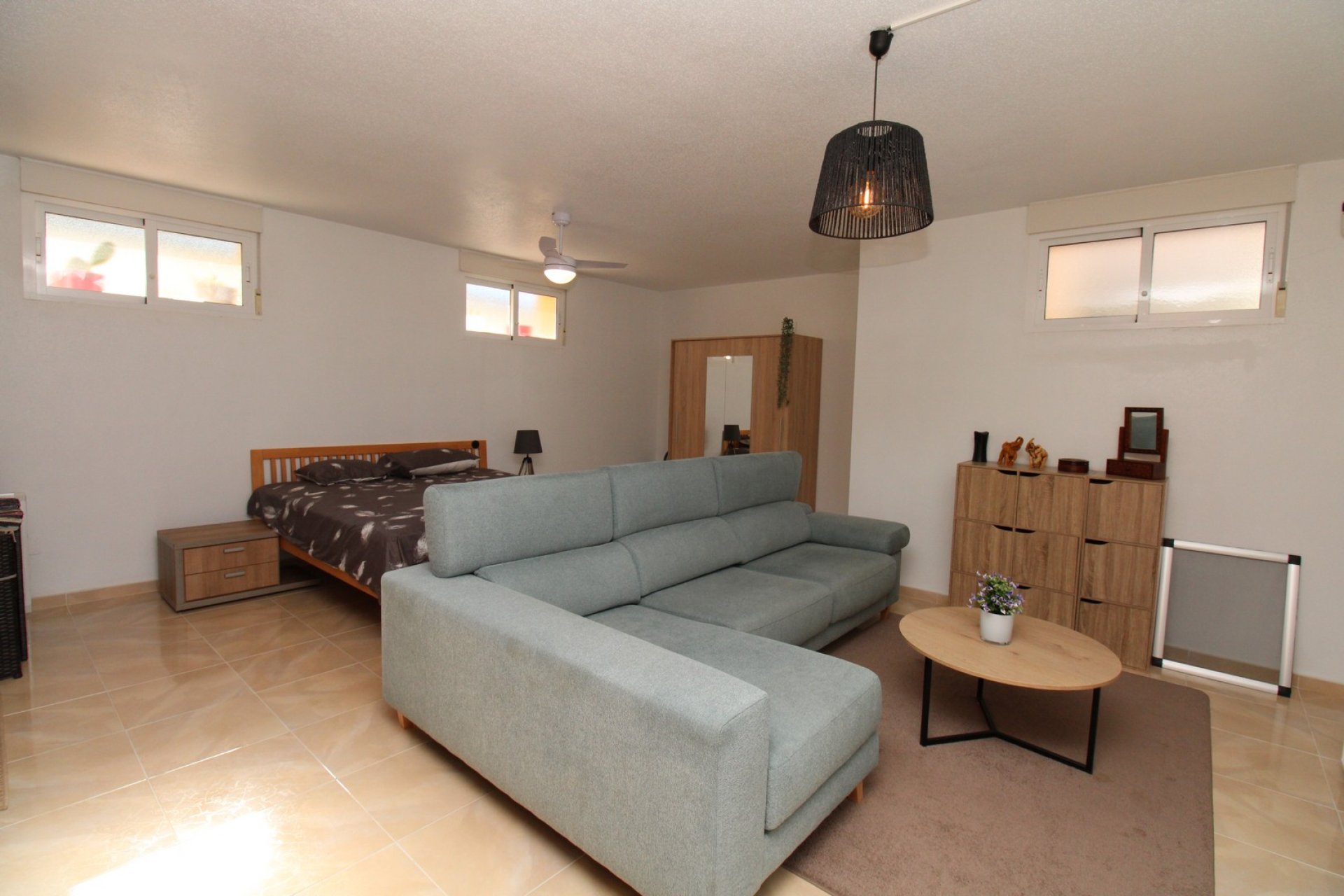 Resale - Townhouse -
San Miguel - San Miguel de Salinas