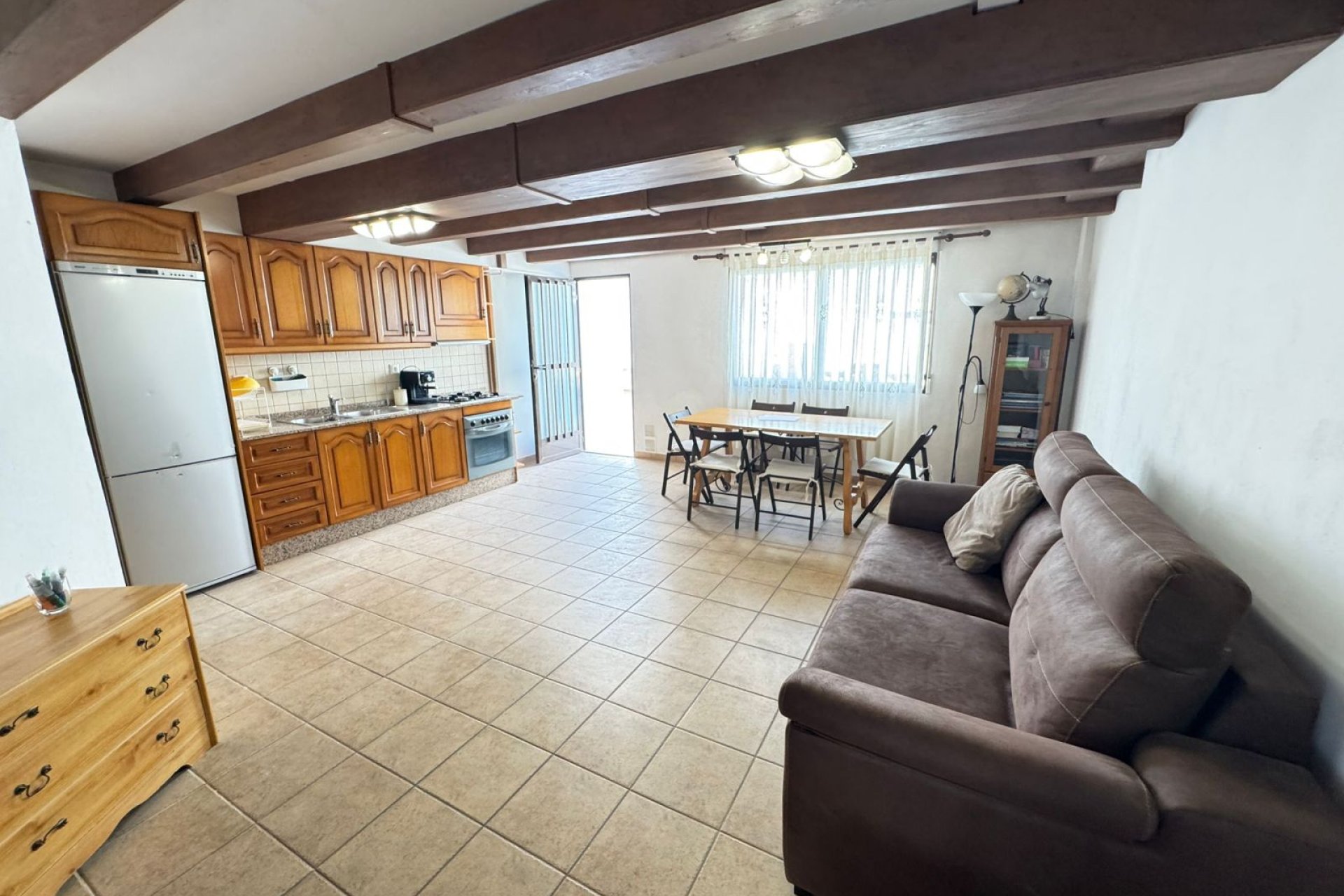 Resale - Townhouse -
San Miguel - San Miguel de Salinas