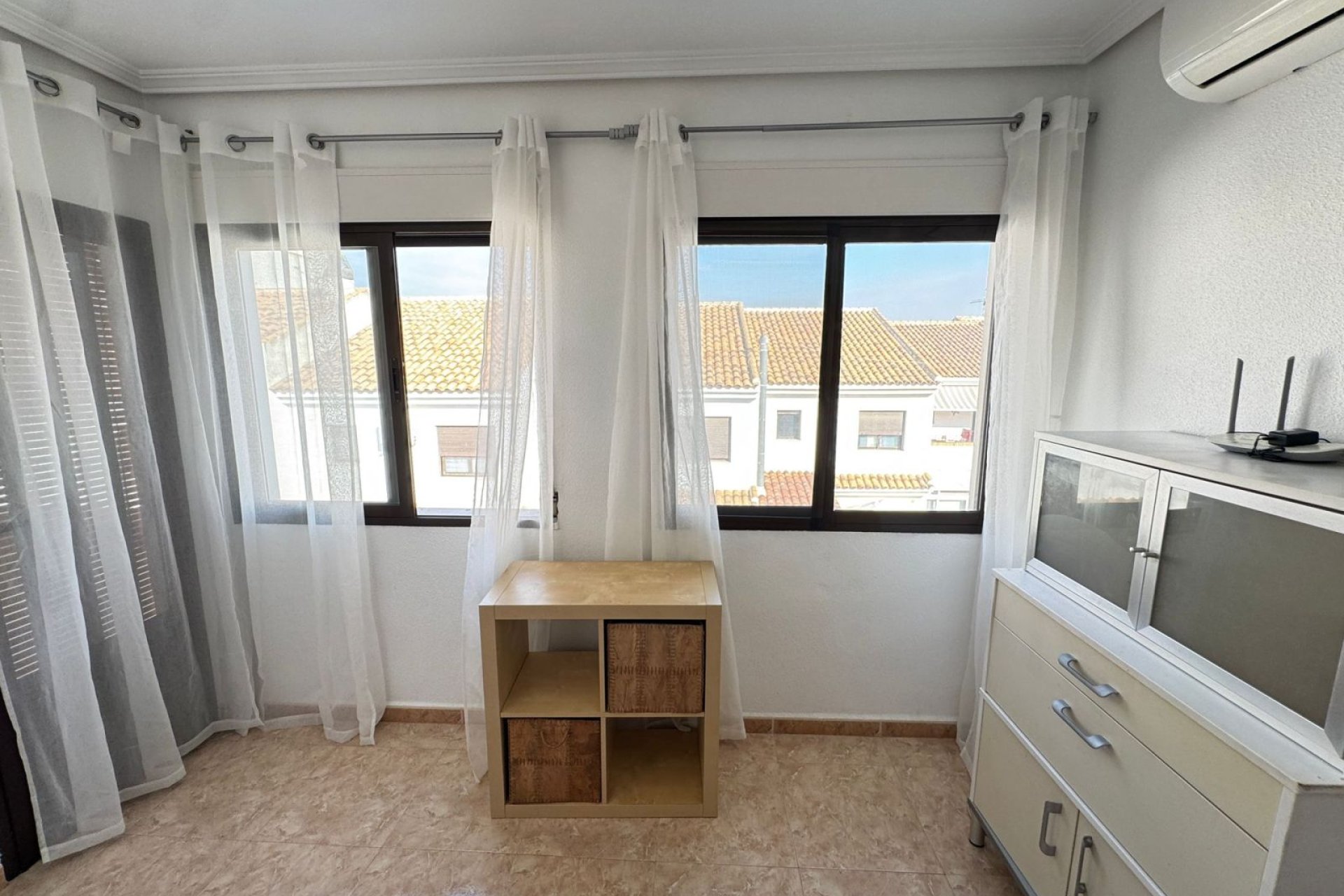 Resale - Townhouse -
San Miguel - San Miguel de Salinas