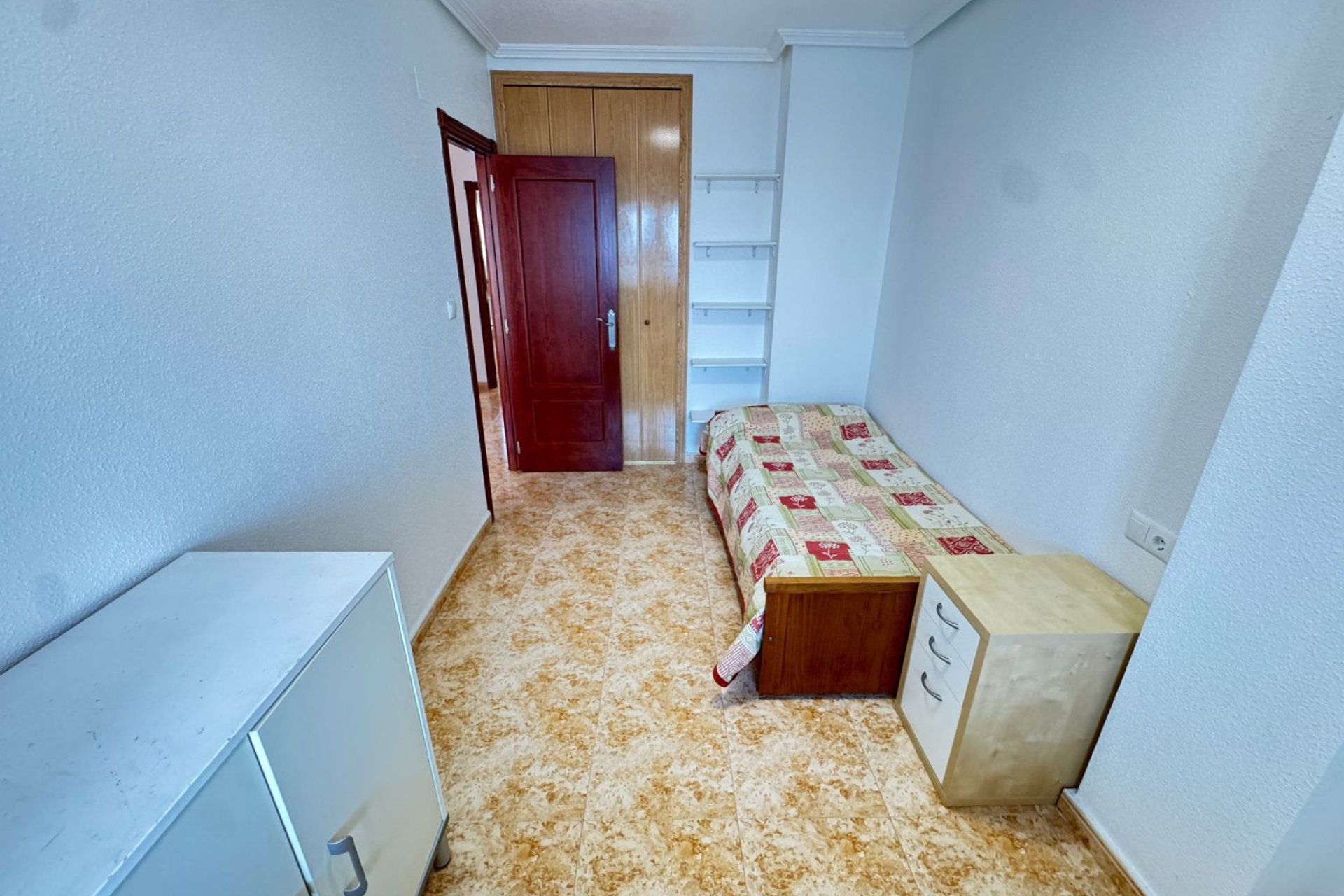 Resale - Townhouse -
San Miguel - San Miguel de Salinas