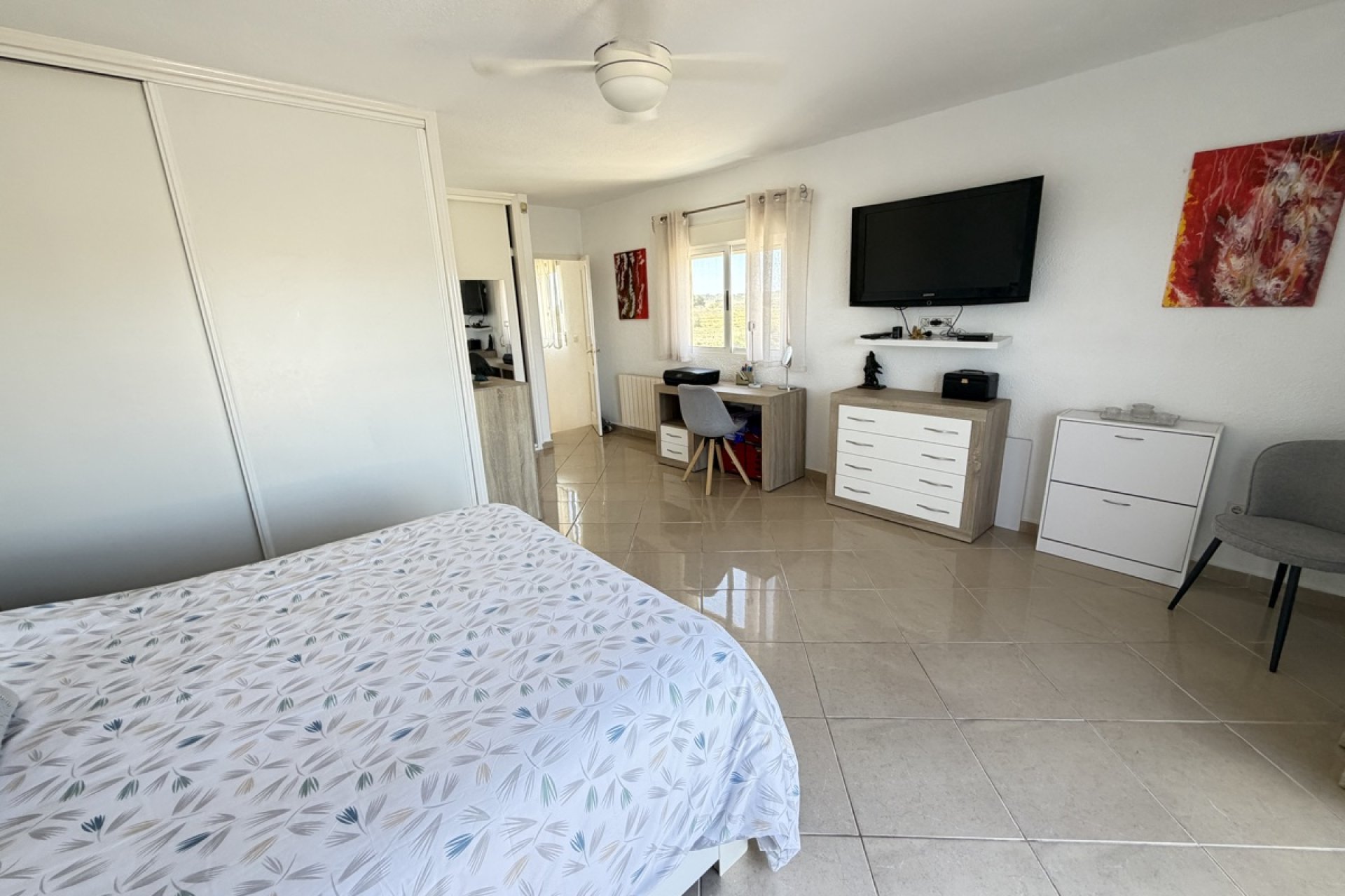 Resale - Townhouse -
San Miguel - San Miguel de Salinas