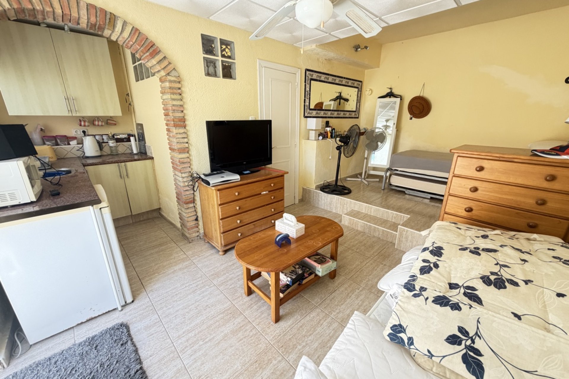 Resale - Townhouse -
San Miguel - San Miguel de Salinas