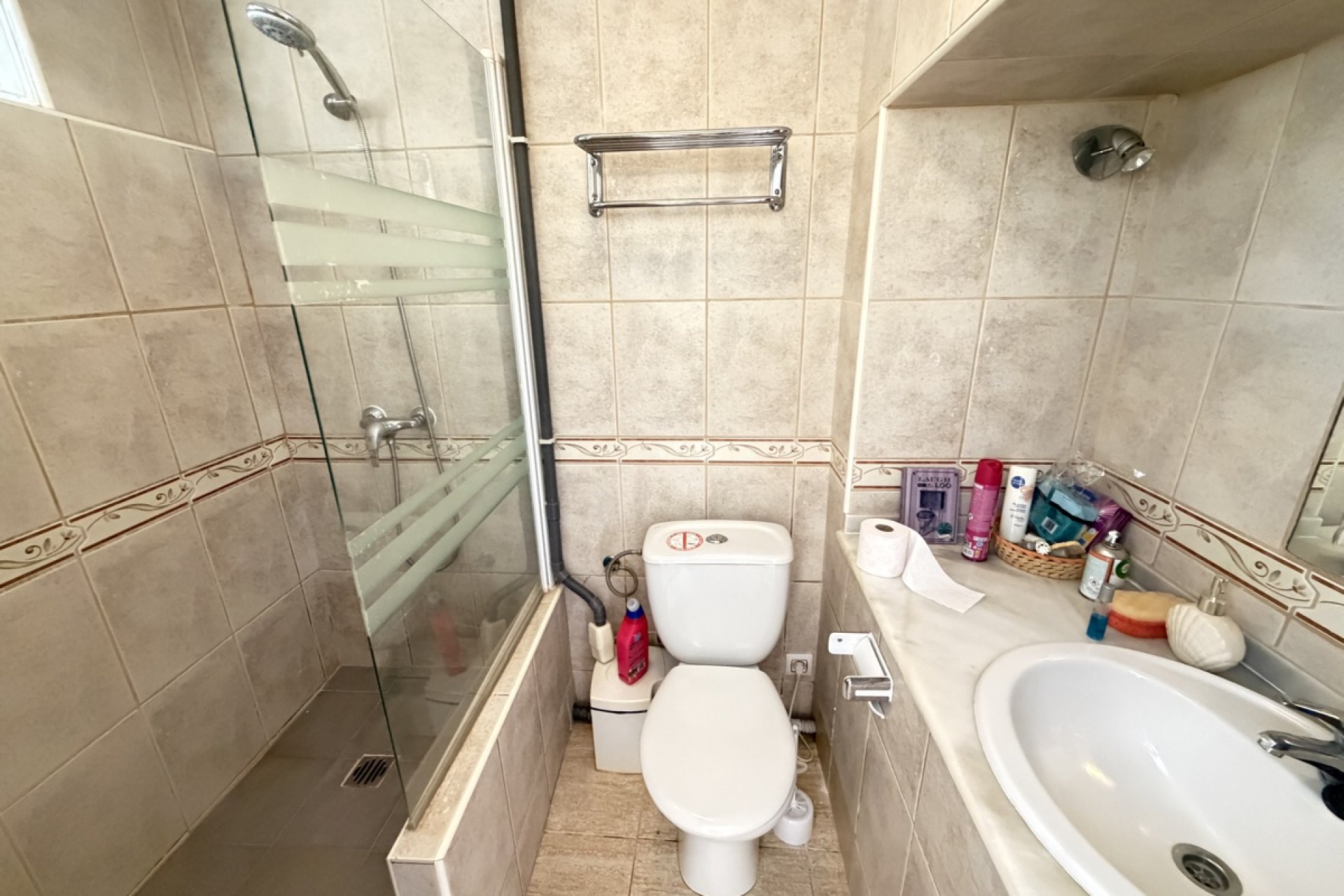 Resale - Townhouse -
San Miguel - San Miguel de Salinas