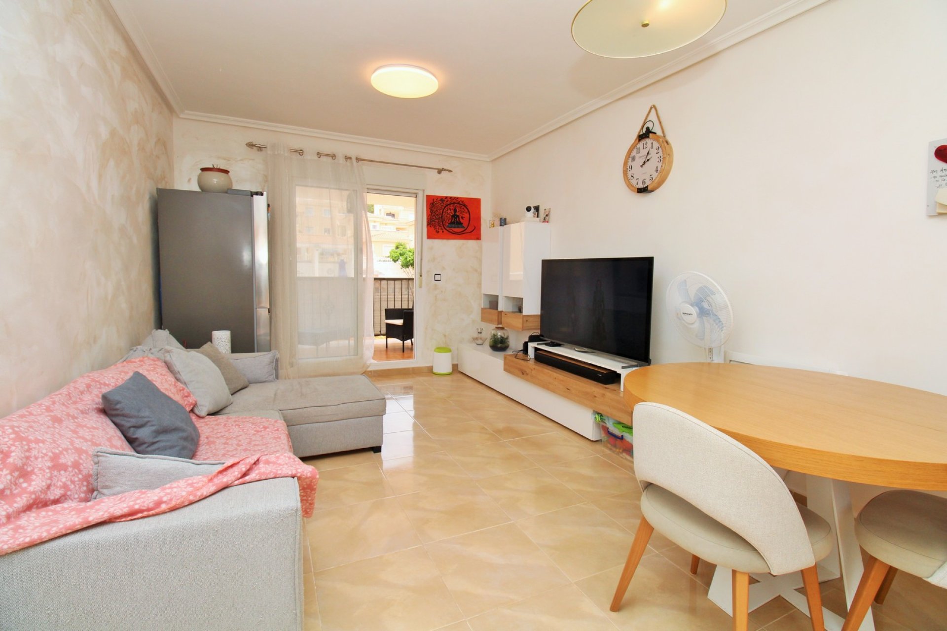 Resale - Townhouse -
San Miguel - San Miguel de Salinas