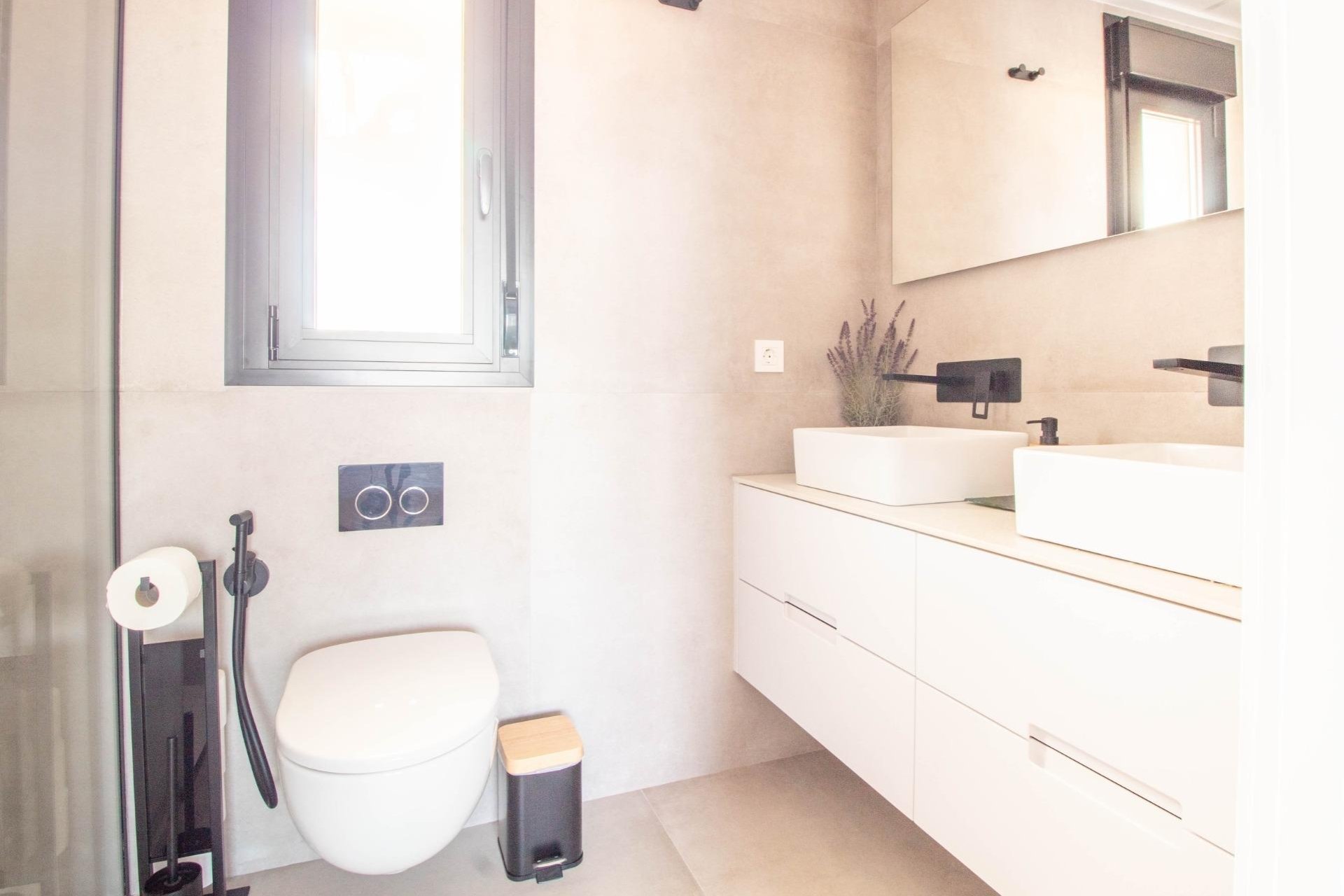 Resale - Townhouse -
Santiago de la Ribera - zona san blas