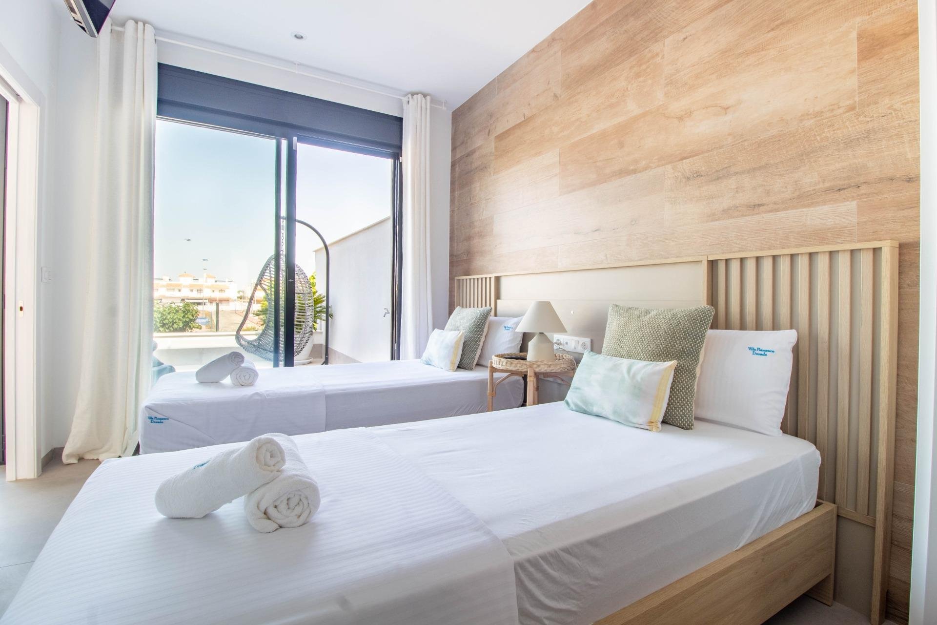 Resale - Townhouse -
Santiago de la Ribera - zona san blas