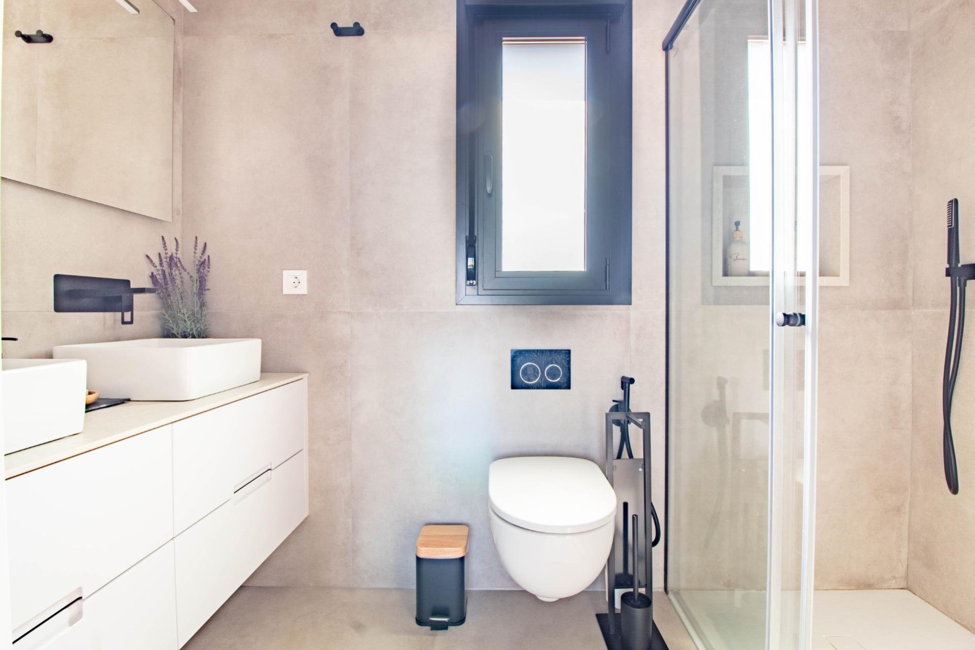 Resale - Townhouse -
Santiago de la Ribera - zona san blas