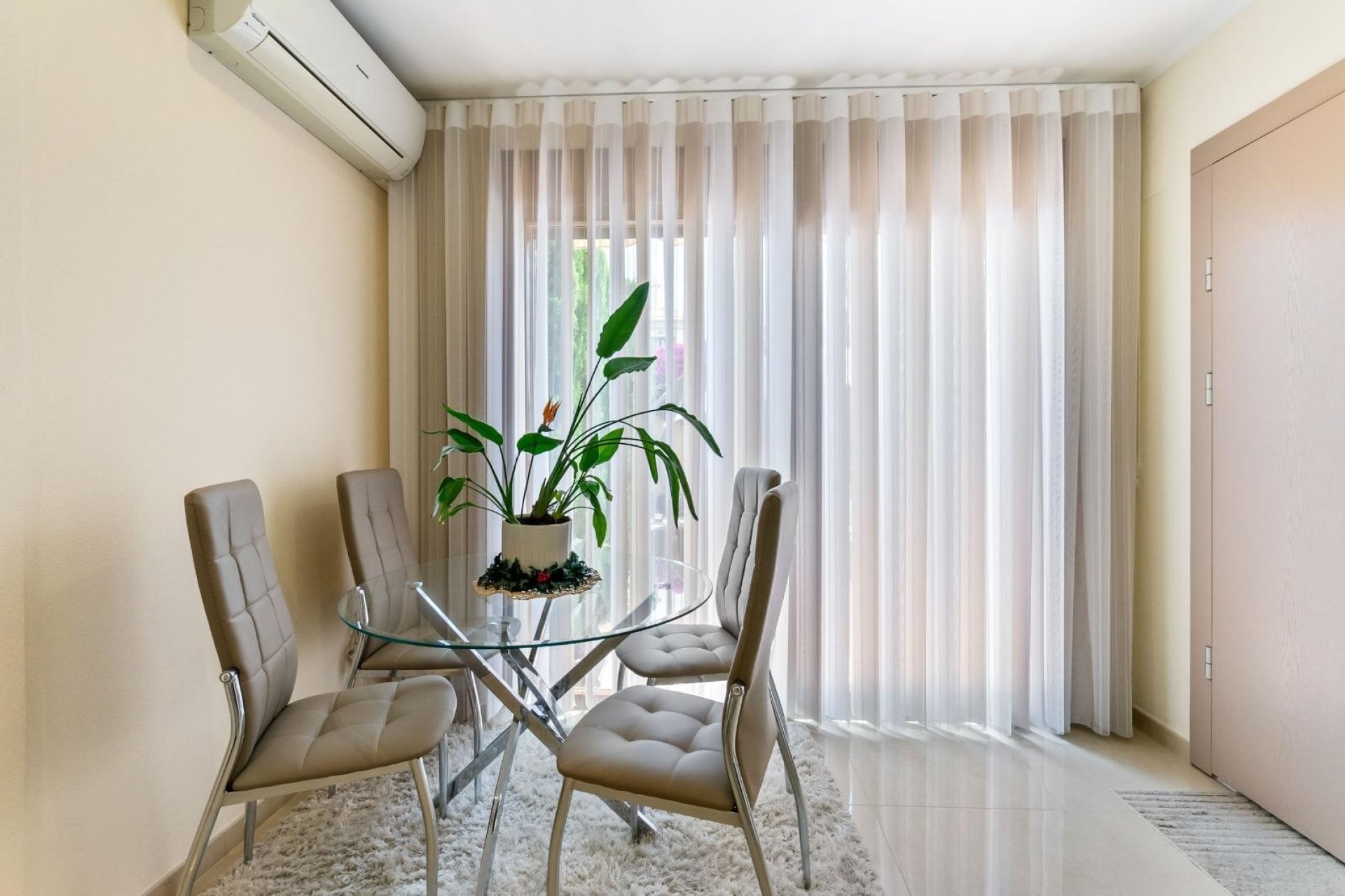 Resale - Townhouse -
Torrevieja - Aguas Nuevas