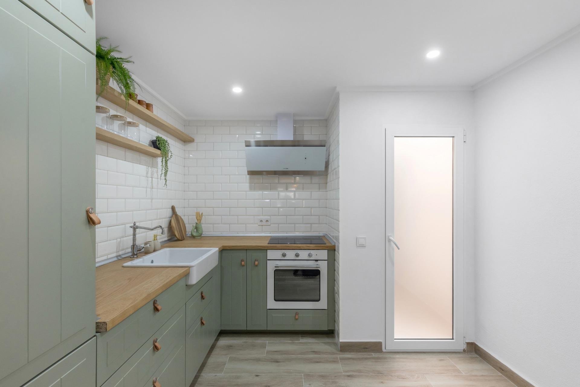 Resale - Townhouse -
Torrevieja - Centro - Muelle Pesquero