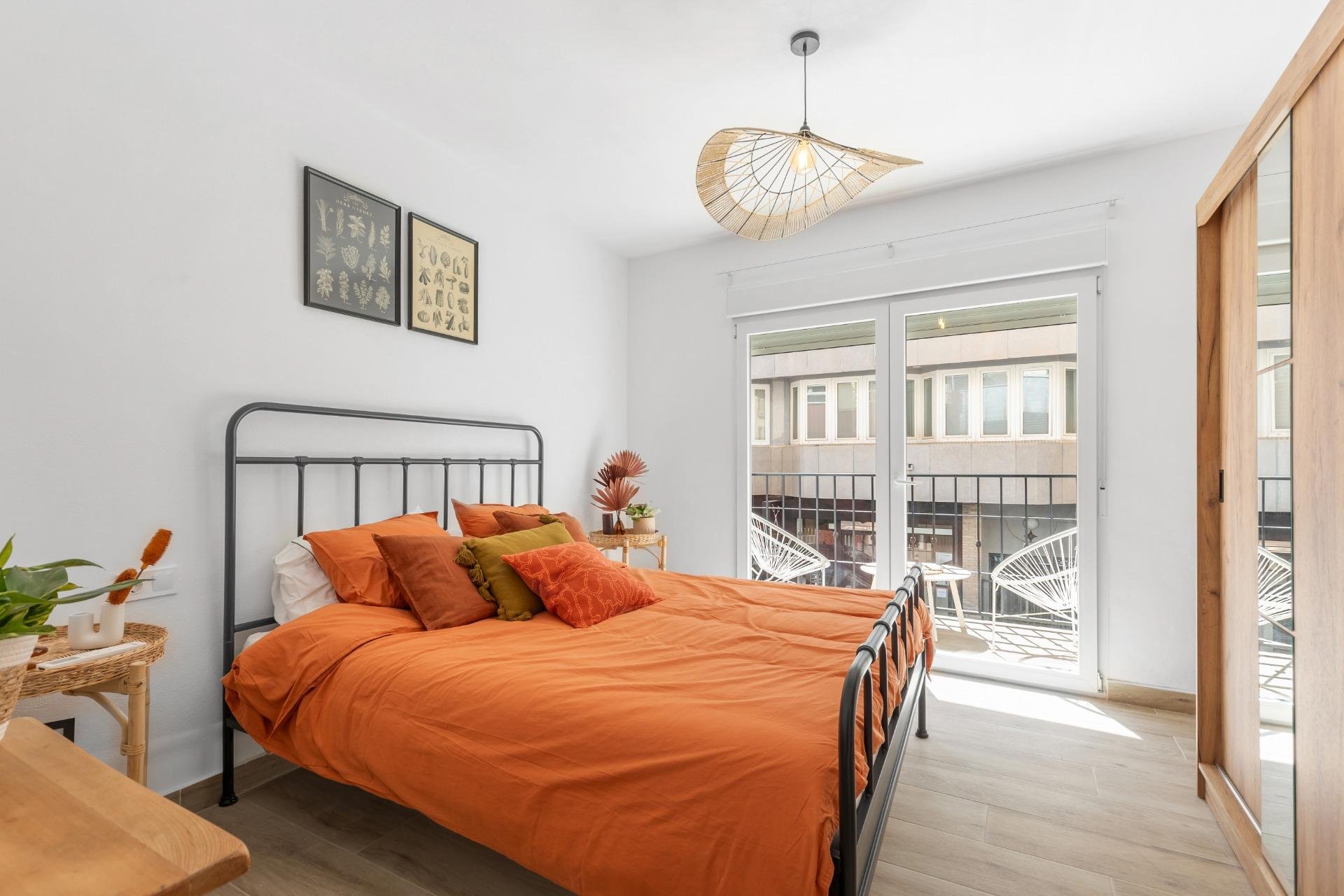 Resale - Townhouse -
Torrevieja - Centro - Muelle Pesquero