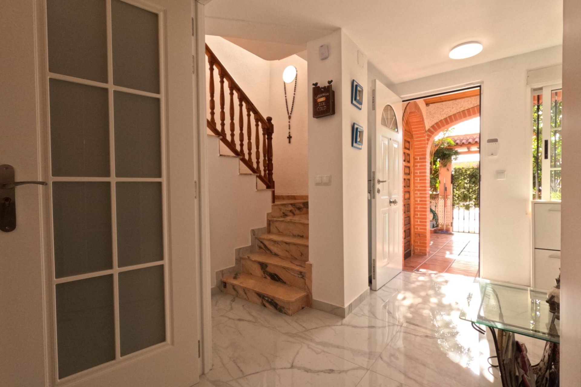 Resale - Townhouse -
Torrevieja - El Acequión - Los Náufragos