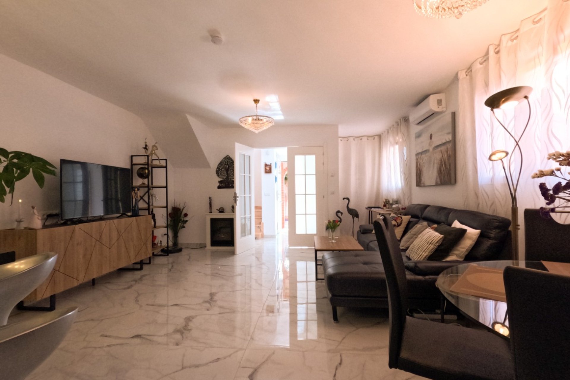 Resale - Townhouse -
Torrevieja - El Acequión - Los Náufragos
