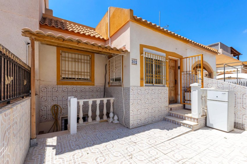 Resale - Townhouse -
Torrevieja - El limonar