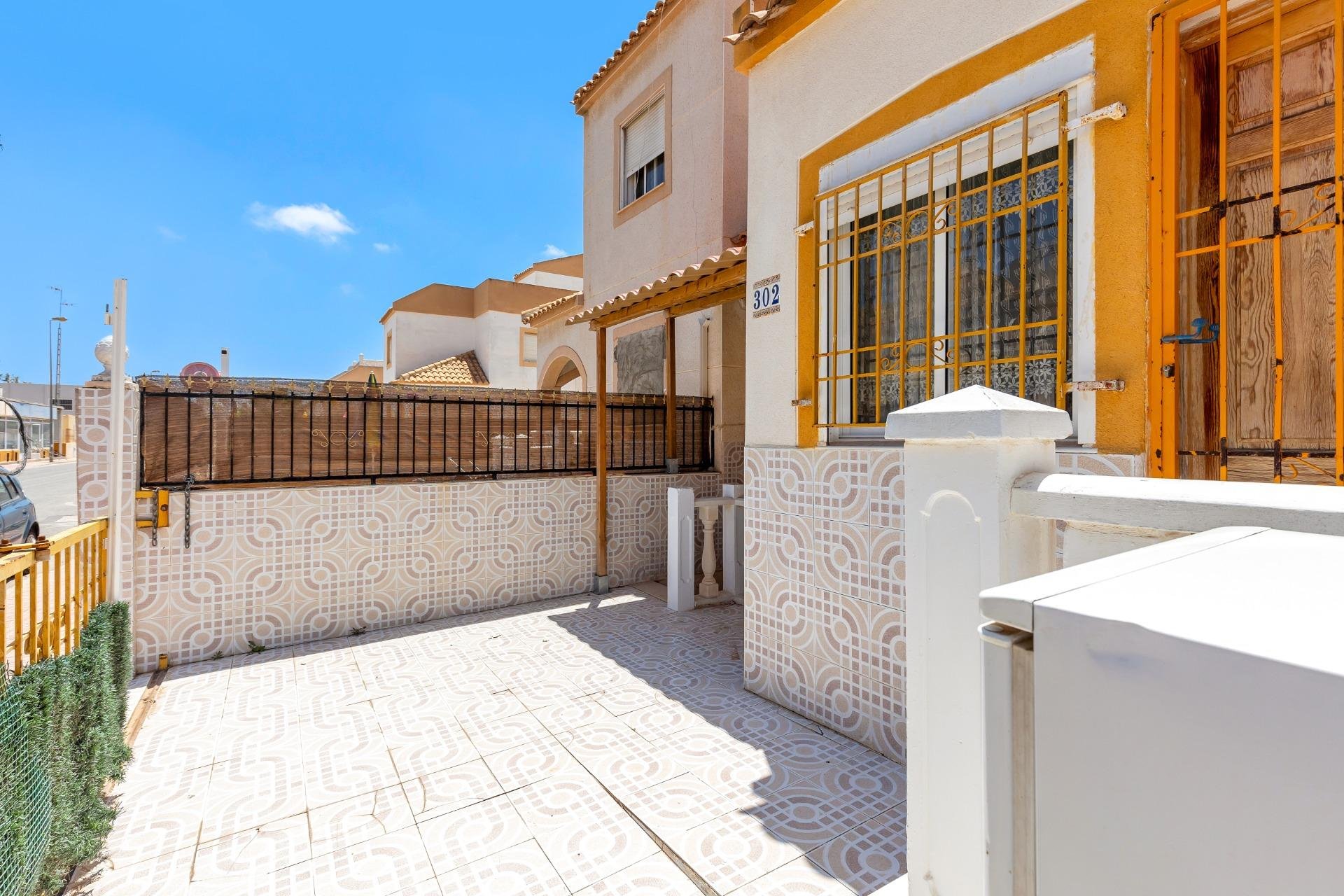 Resale - Townhouse -
Torrevieja - El limonar