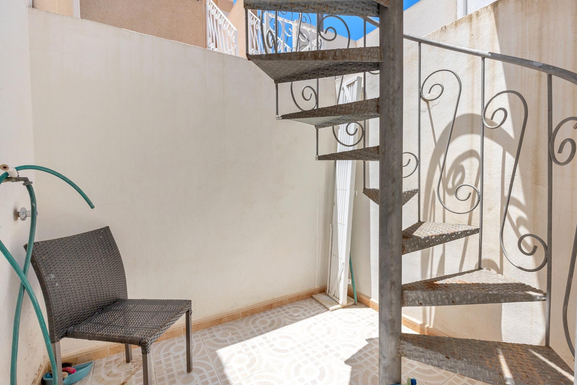 Resale - Townhouse -
Torrevieja - El limonar