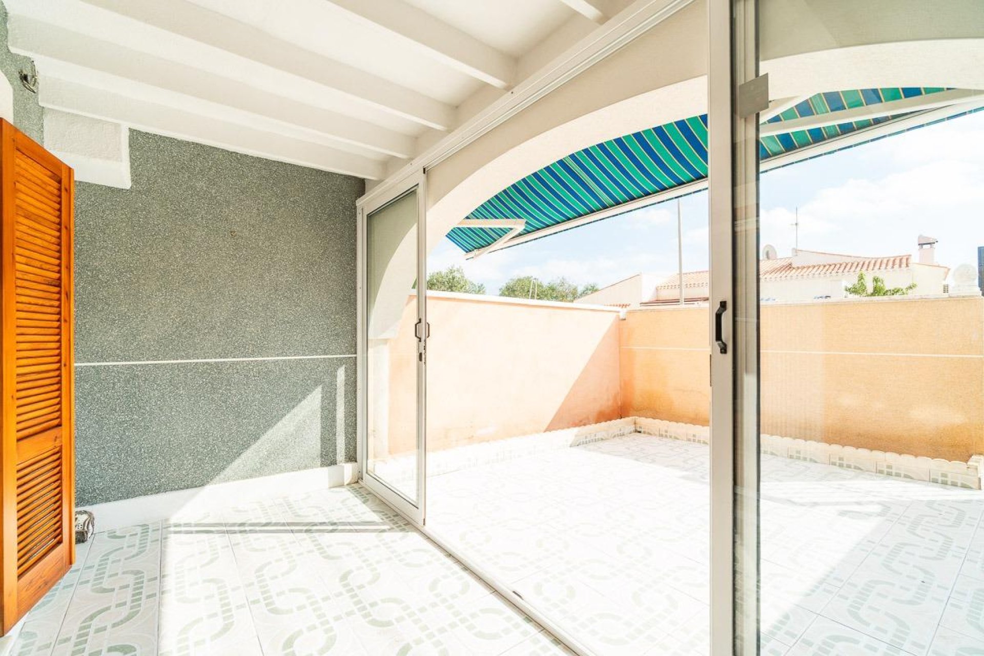 Resale - Townhouse -
Torrevieja - La Siesta - El Salado - Torreta