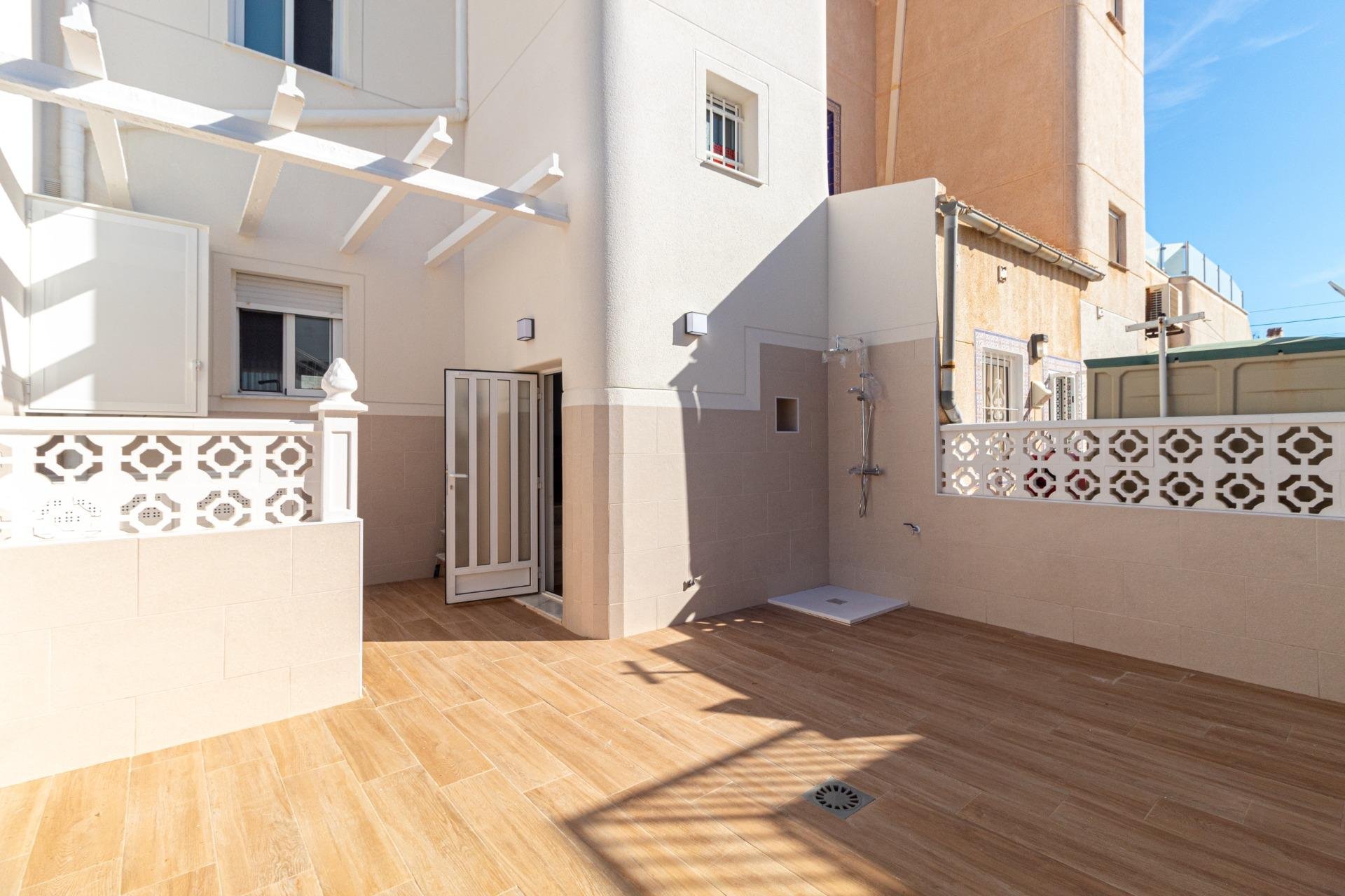 Resale - Townhouse -
Torrevieja - Los Frutales