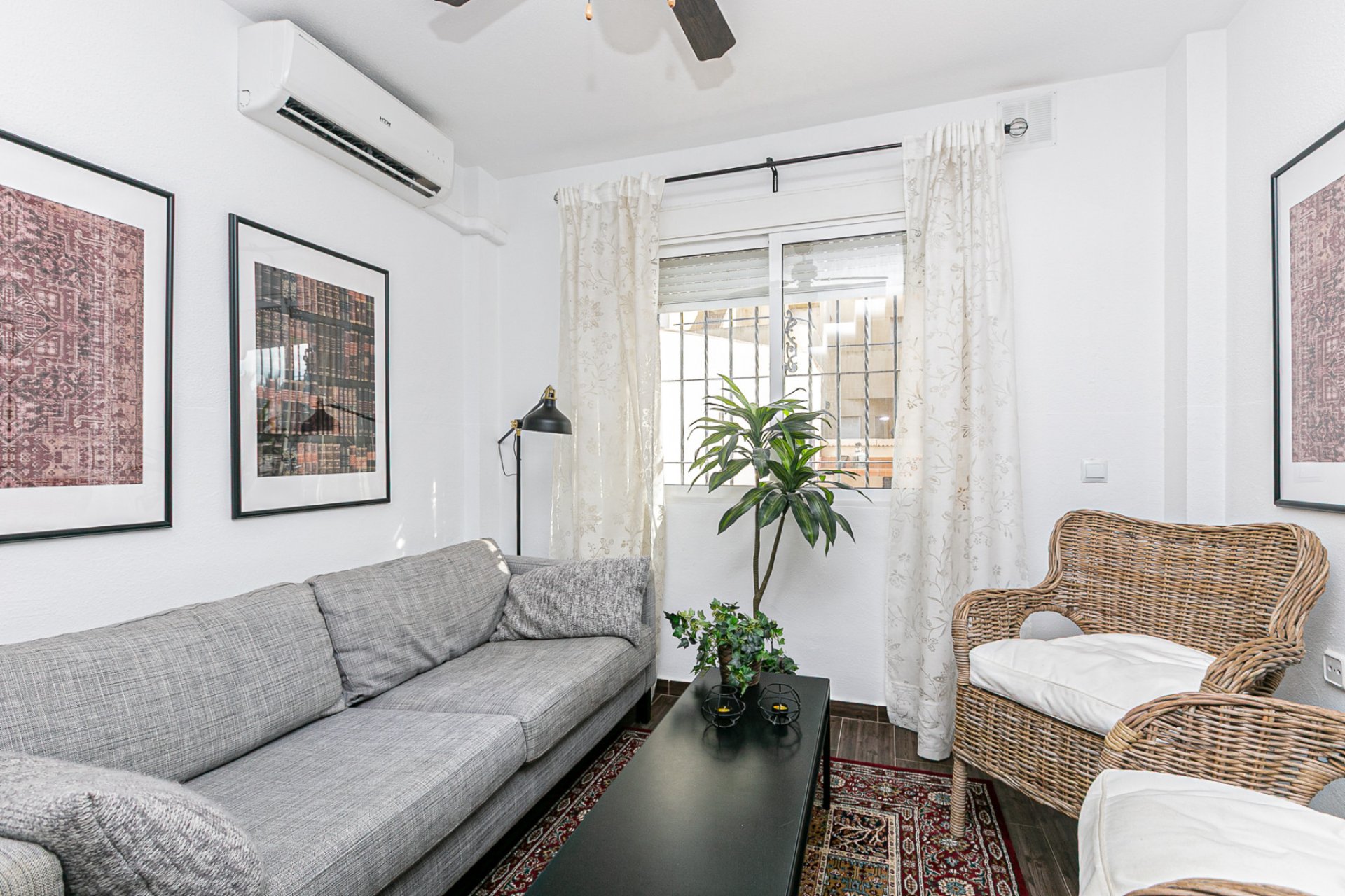 Resale - Townhouse -
Torrevieja - Torretas