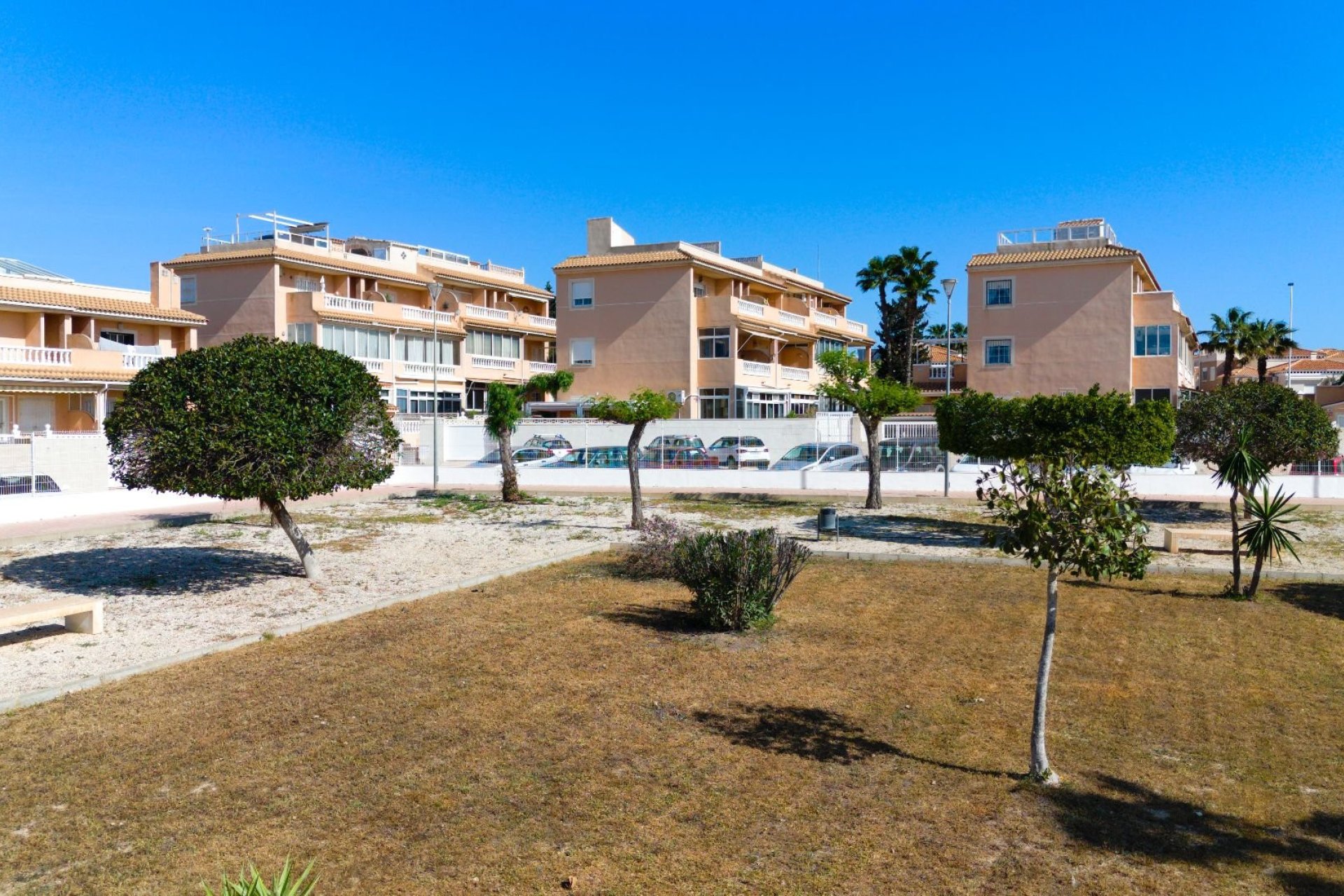Resale - Townhouse -
Torrevieja