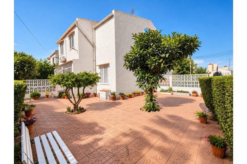 Resale - Townhouse -
Torrevieja