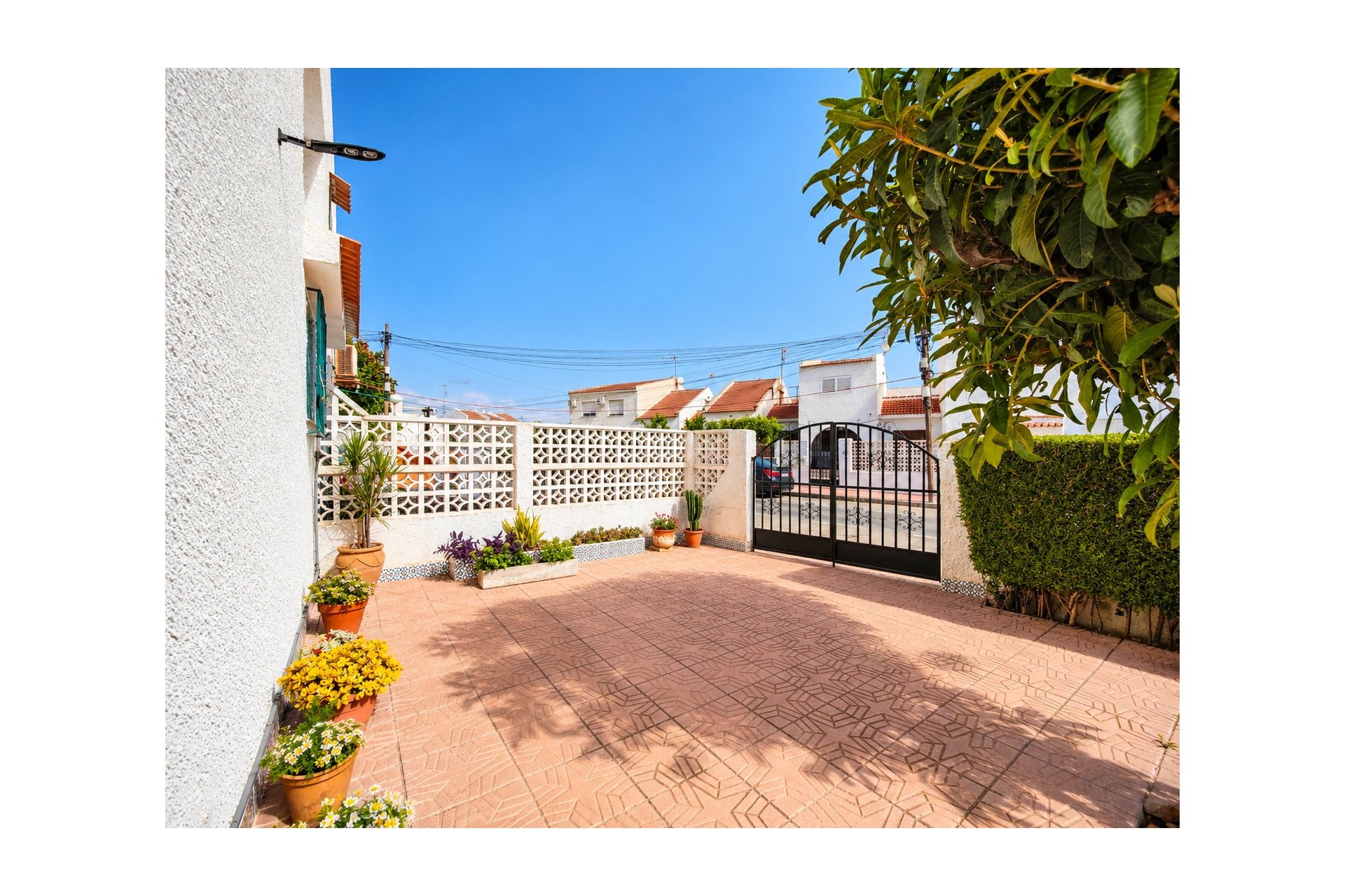 Resale - Townhouse -
Torrevieja