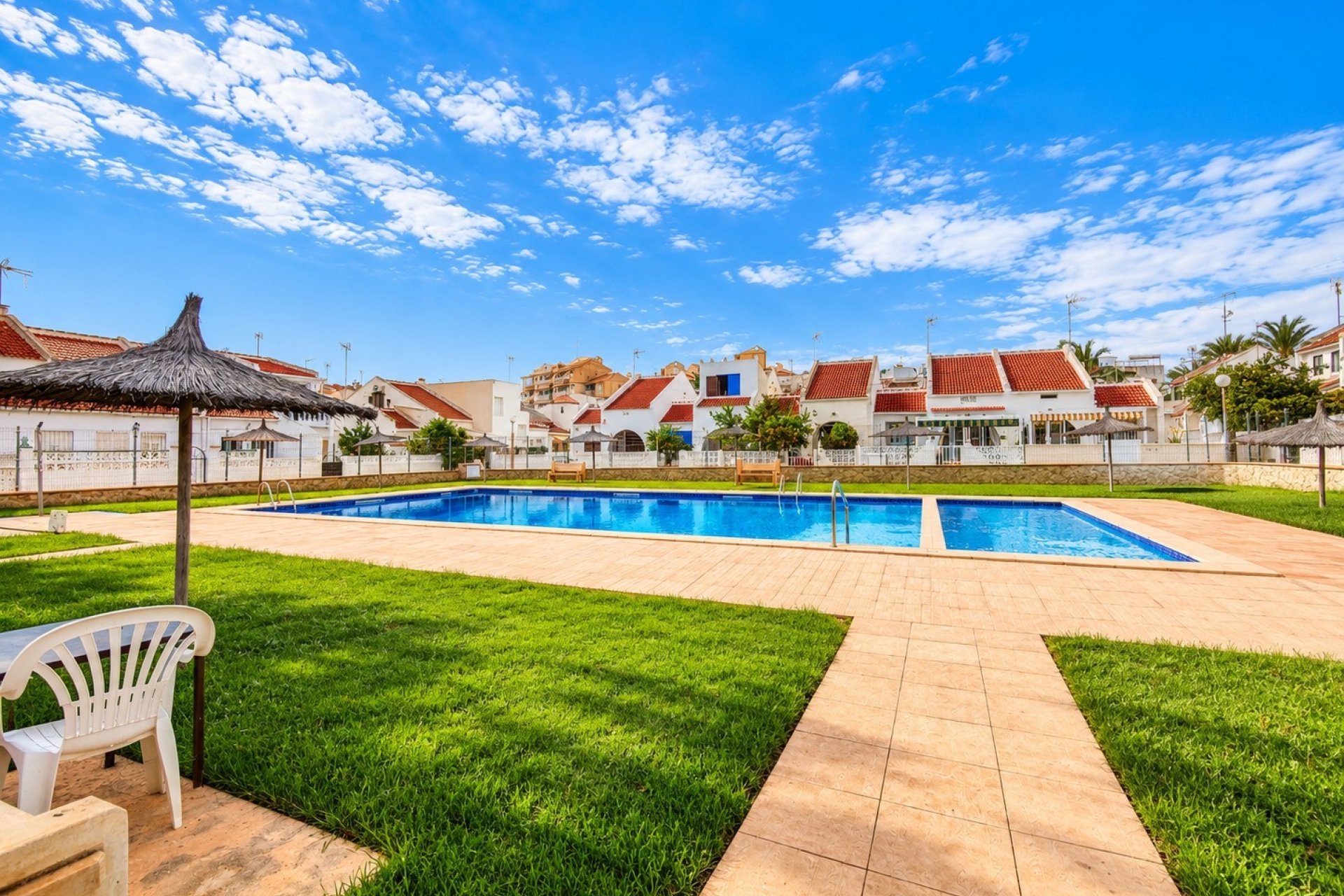 Resale - Townhouse -
Torrevieja