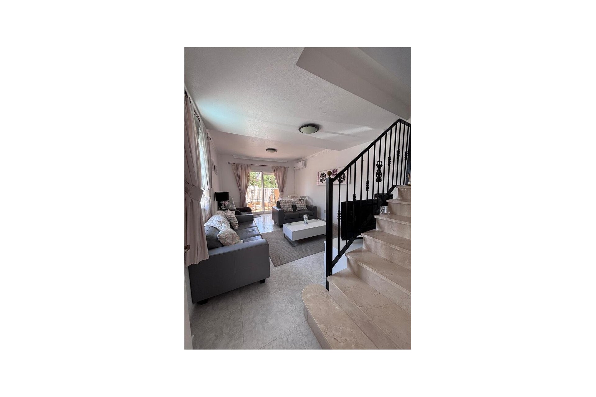 Resale - Townhouse -
Villamartin - Costa Blanca