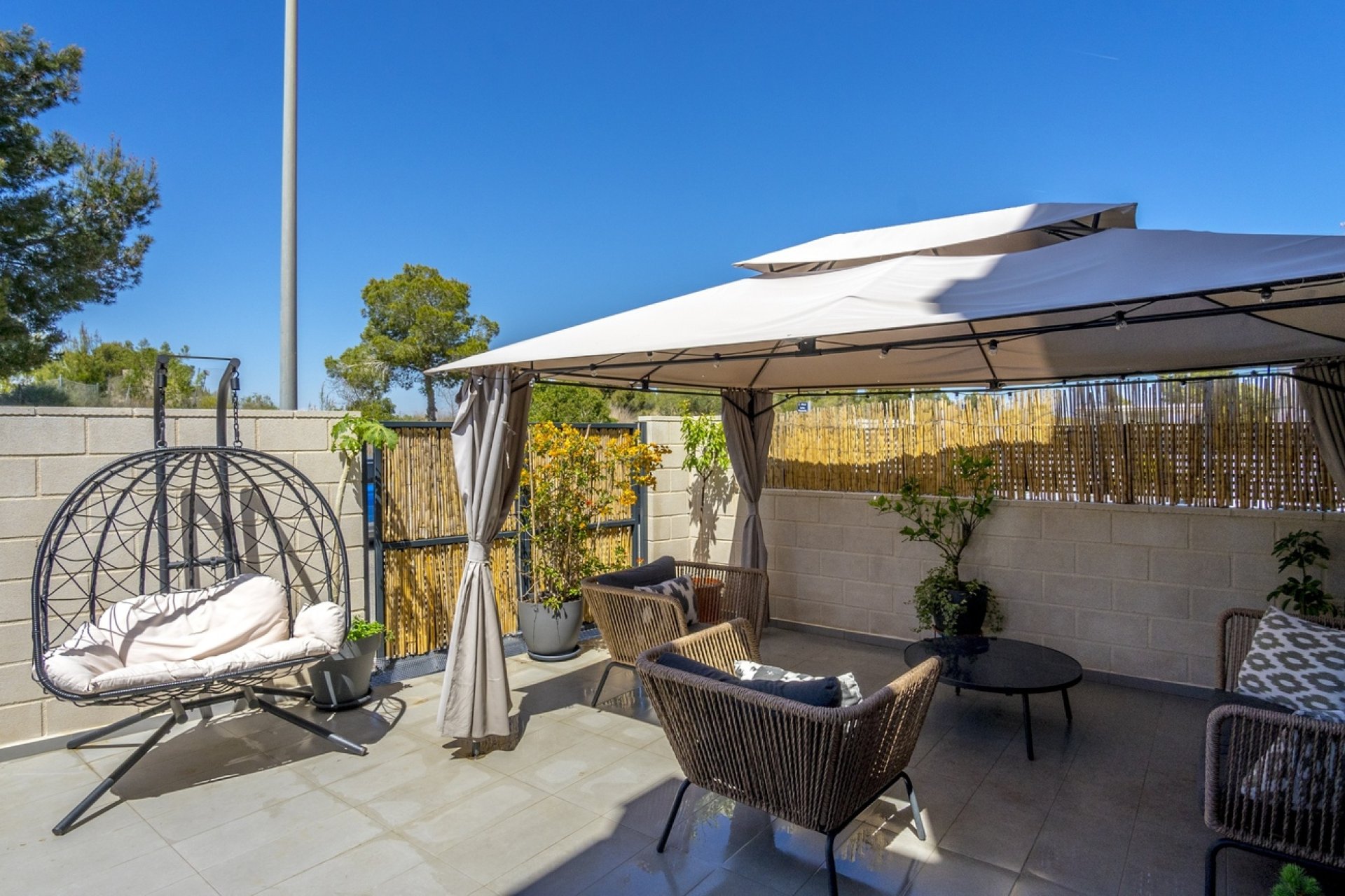 Resale - Townhouse -
Villamartin - Costa Blanca