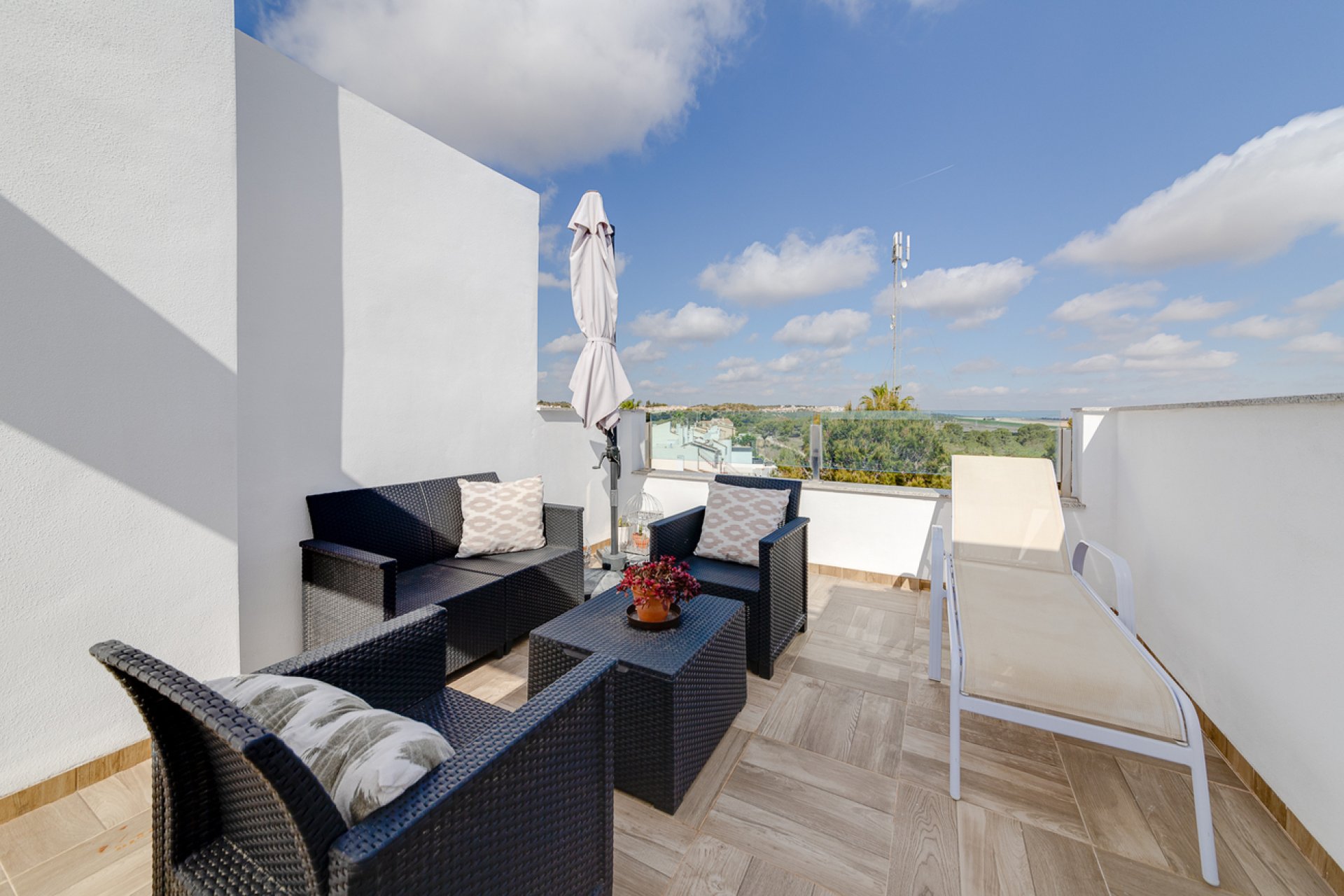 Resale - Townhouse -
Villamartin - Costa Blanca