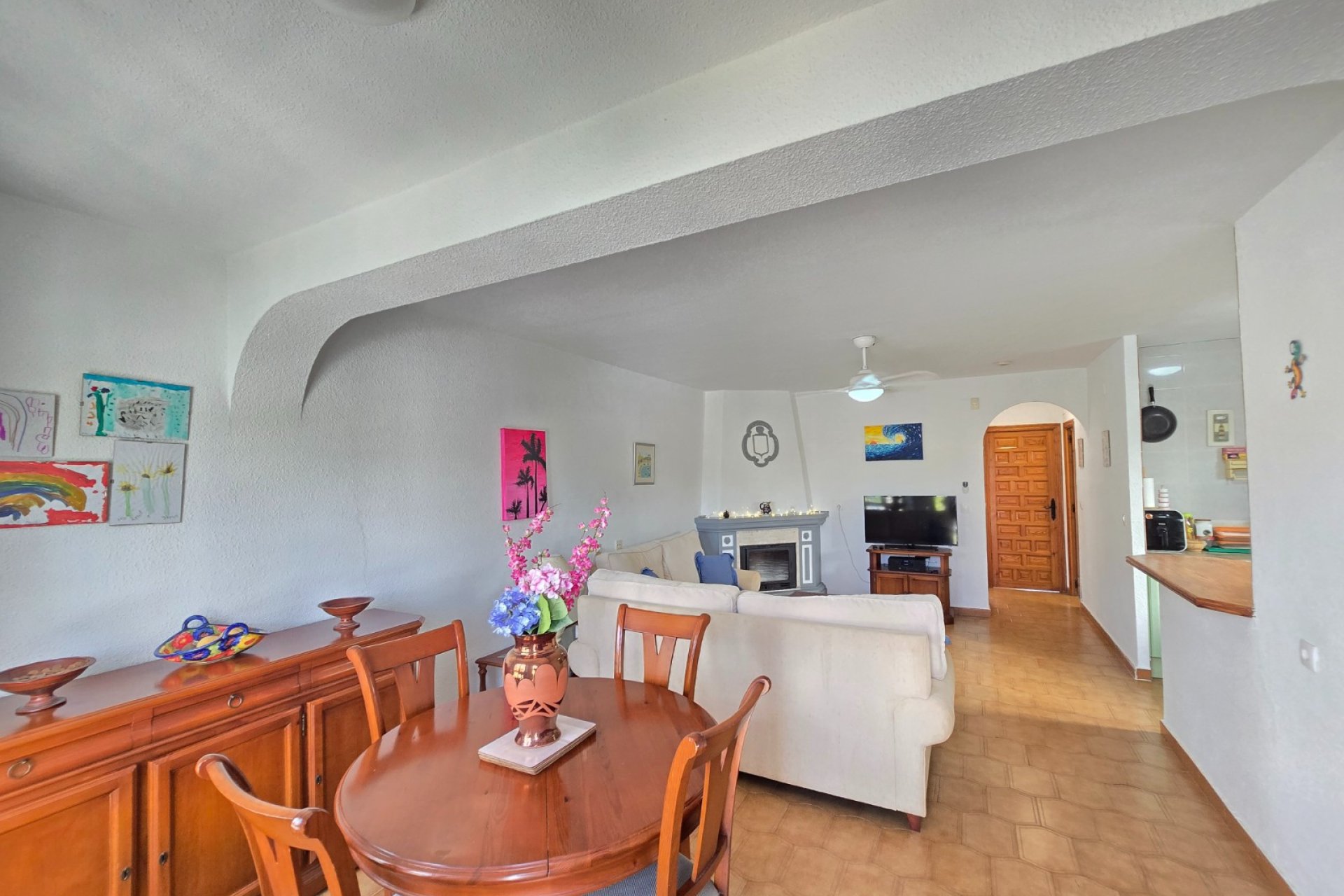 Resale - Townhouse * -
Villamartin * - Los Dolses *