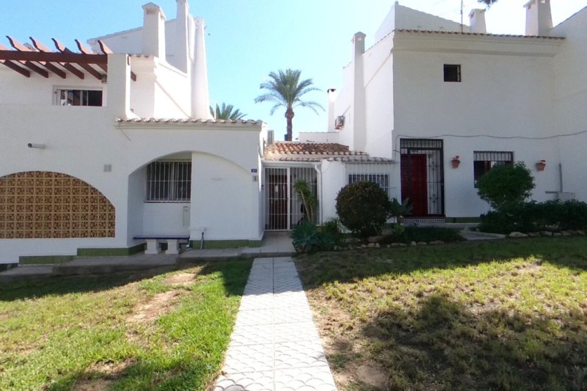 Resale - Townhouse -
Villamartin - Orihuela Costa