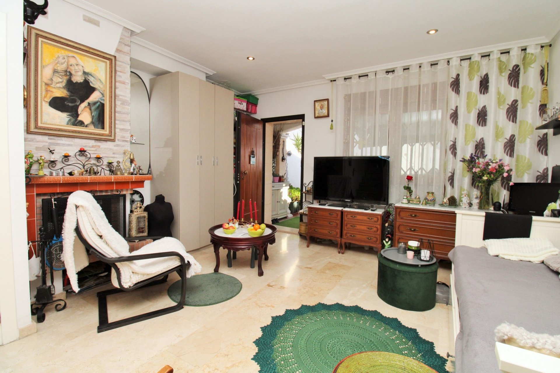 Resale - Townhouse -
Villamartin - PAU 8