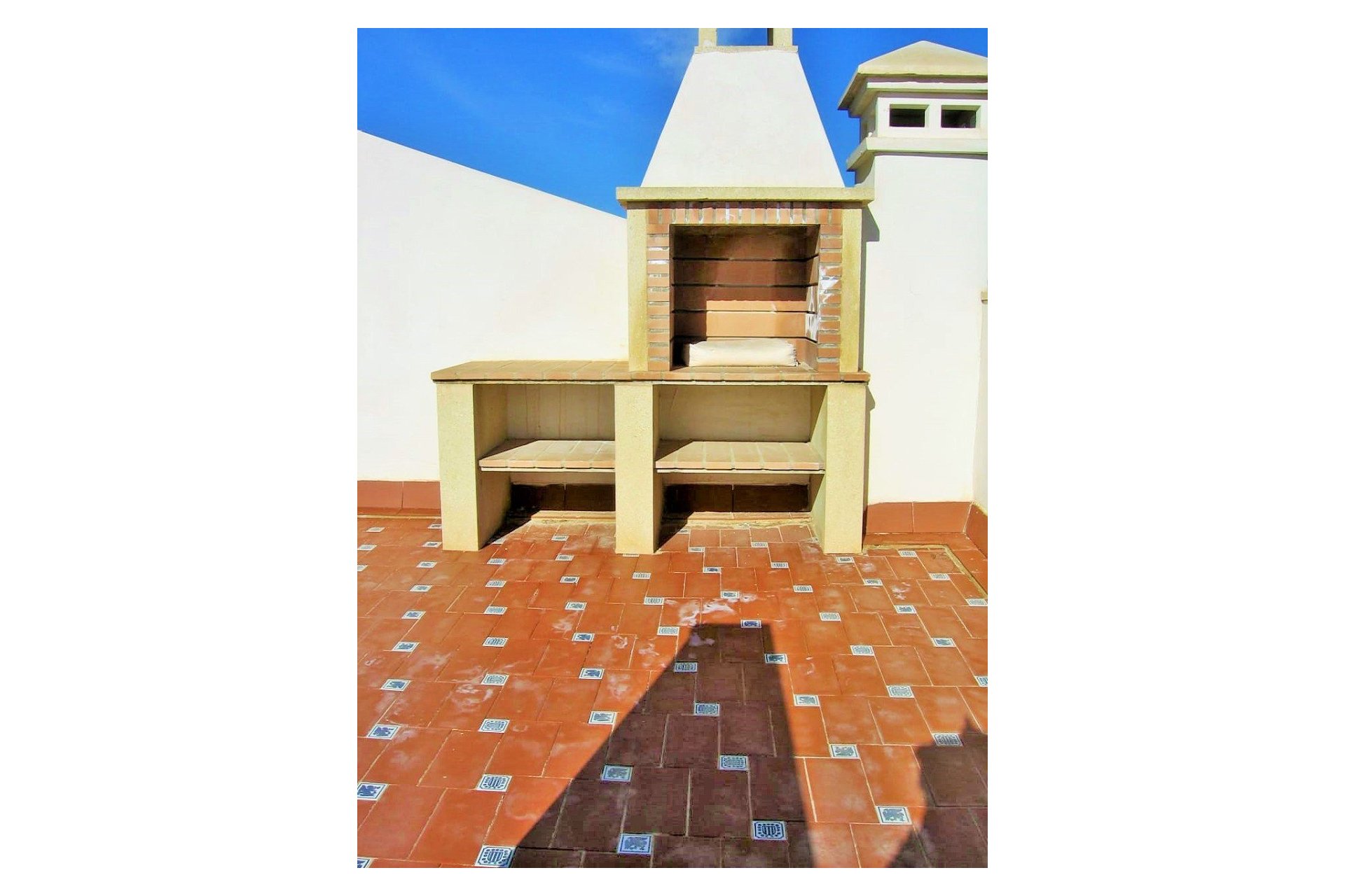 Resale - Townhouse -
Villamartin - PAU 8