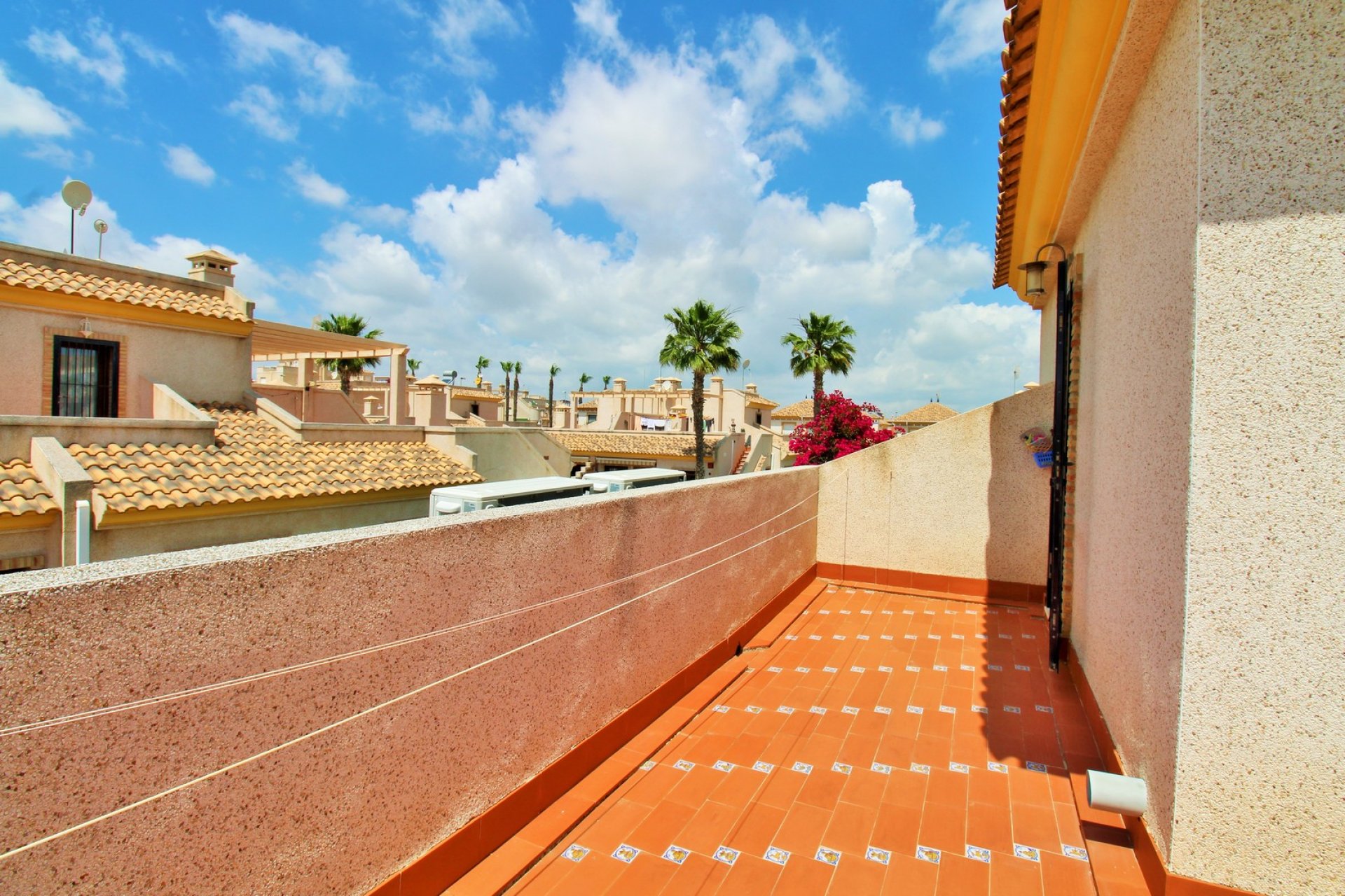 Resale - Townhouse -
Villamartin - PAU 8