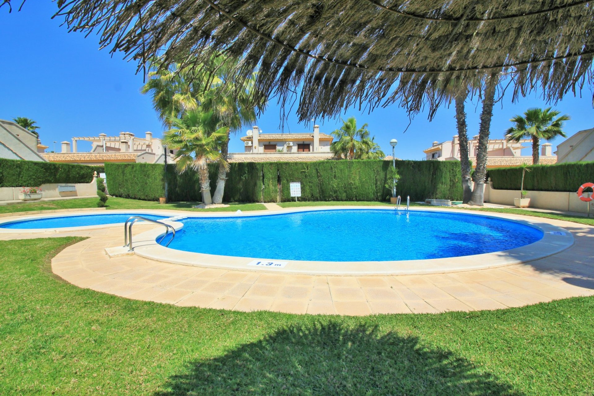 Resale - Townhouse -
Villamartin - PAU 8