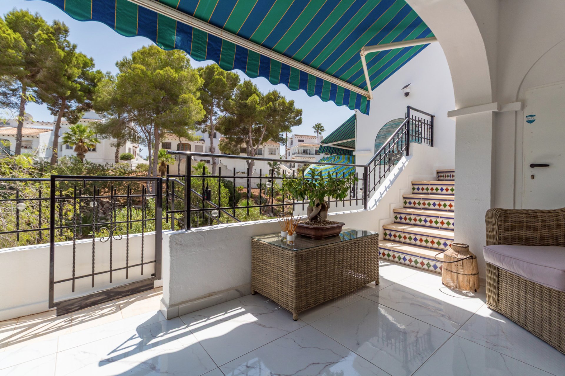 Resale - Townhouse -
Villamartin - Verdemar