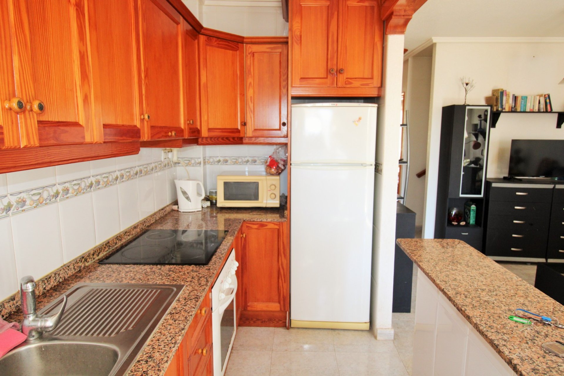 Resale - Townhouse -
Villamartin - Villamartín