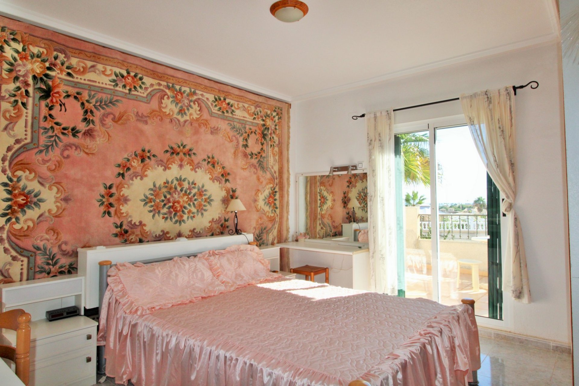 Resale - Townhouse -
Villamartin - Villamartín