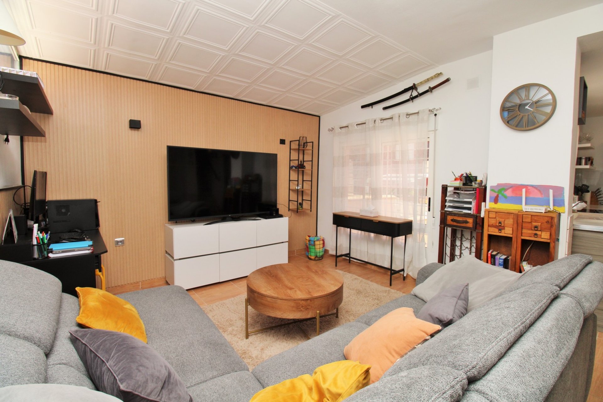 Resale - Townhouse -
Villamartin - Villamartín