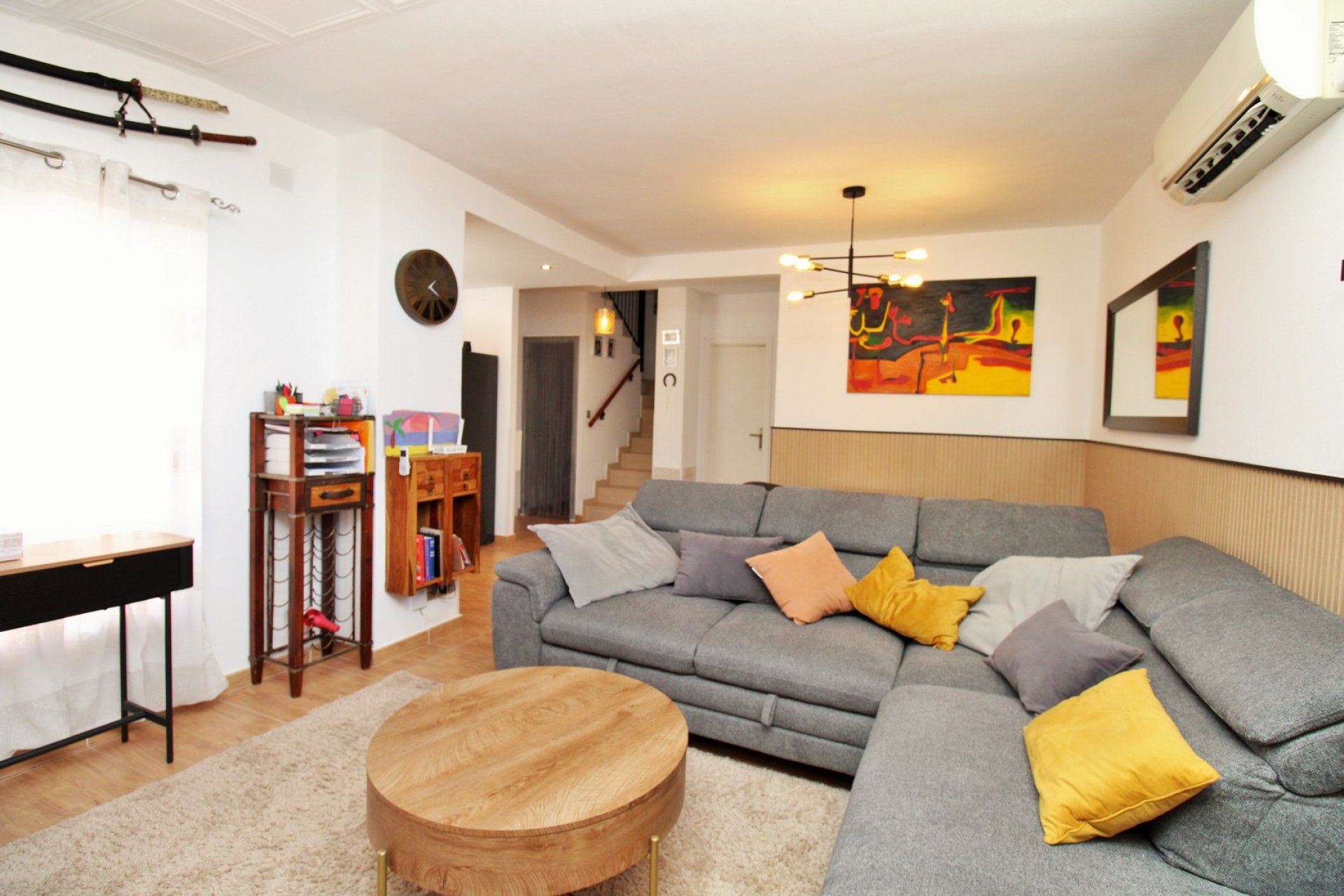 Resale - Townhouse -
Villamartin - Villamartín