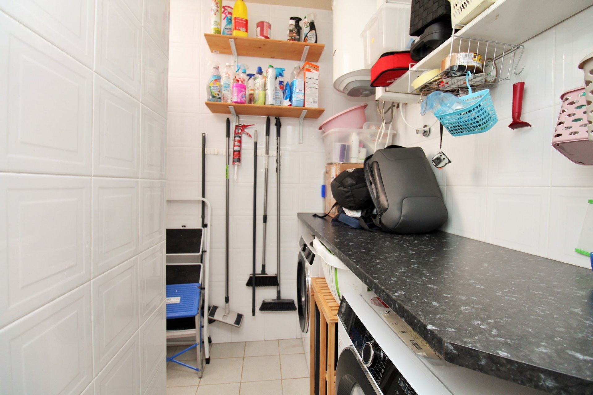 Resale - Townhouse -
Villamartin - Villamartín