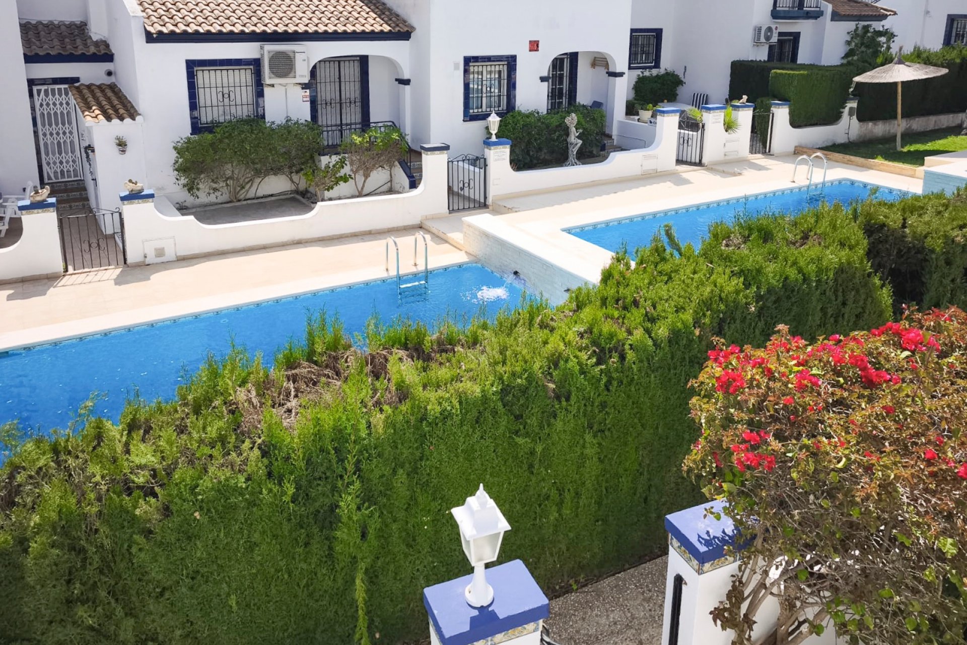 Resale - Townhouse -
Villamartin - Villamartín