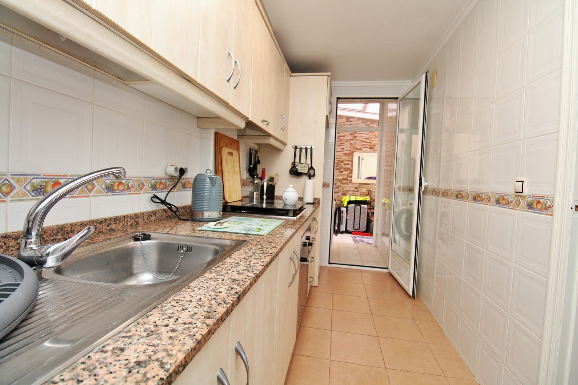 Resale - Townhouse -
Villamartin - Villamartín