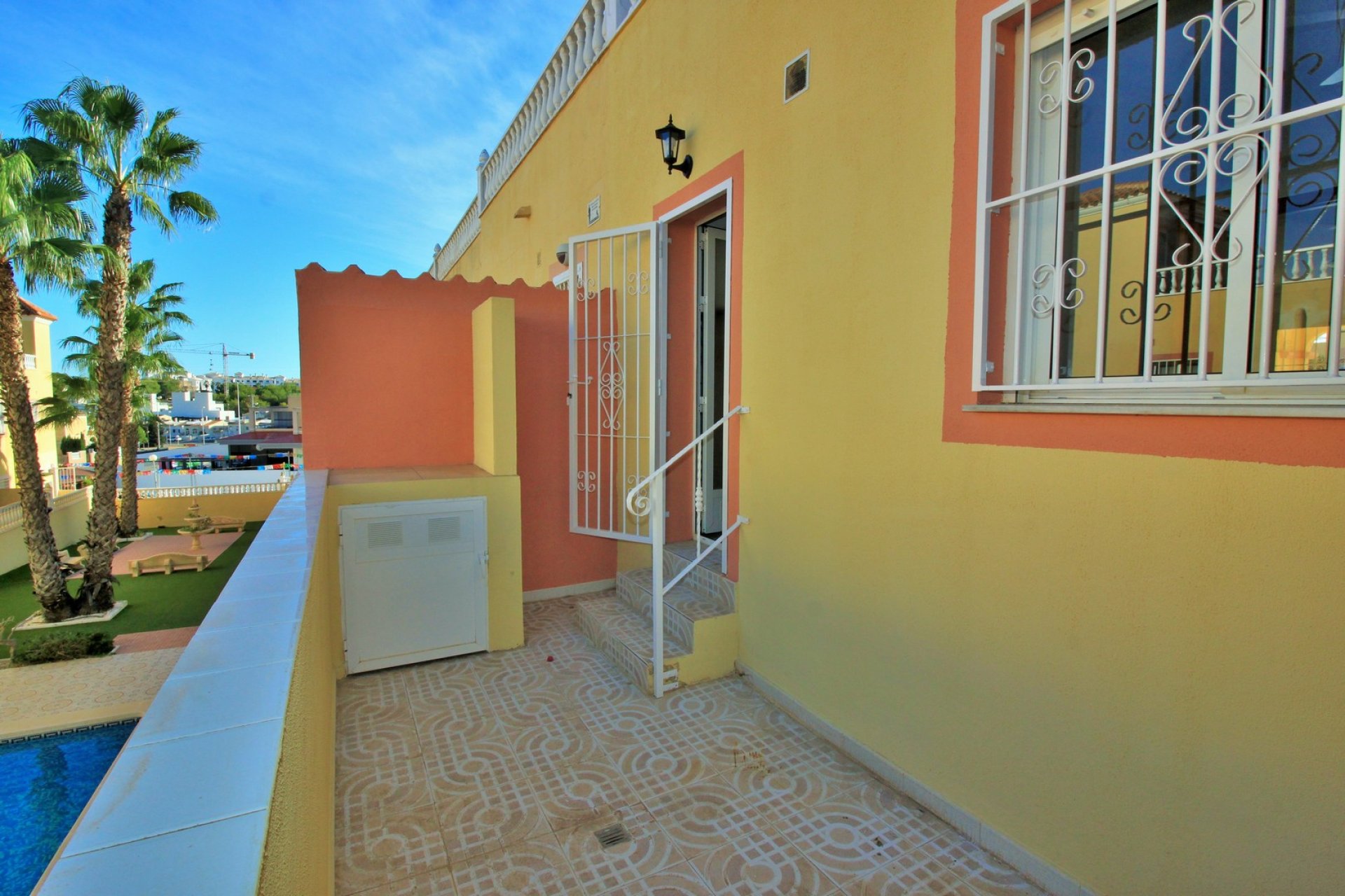 Resale - Townhouse -
Villamartin - Villamartín