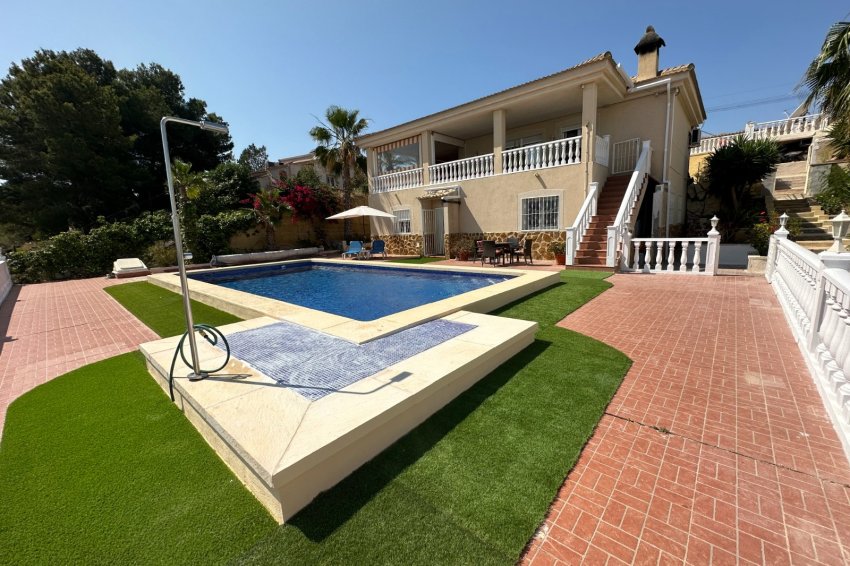 Resale - Villa -
Algorfa - Lomas de Juliana
